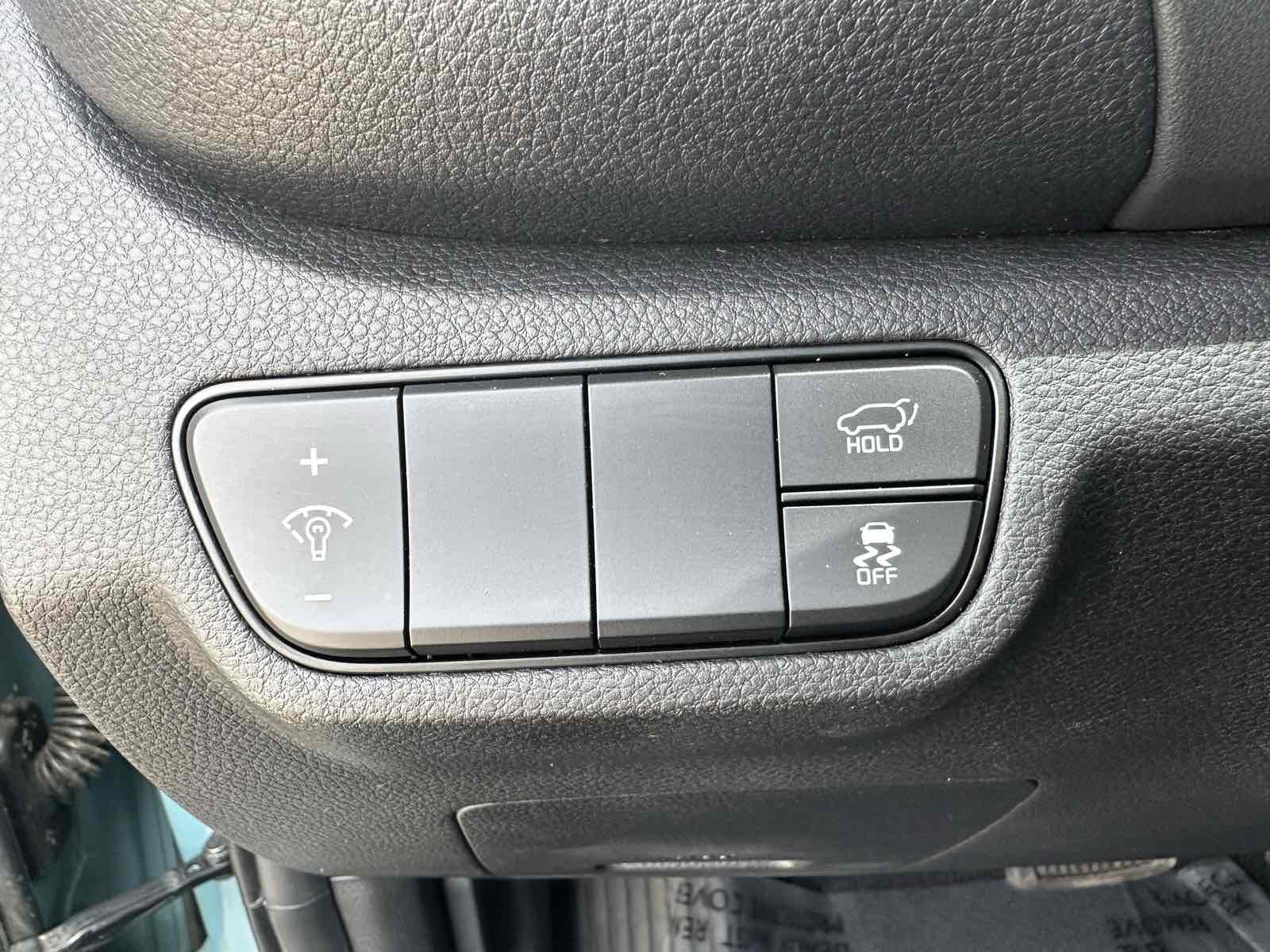 2024 Kia Seltos SX photo 15