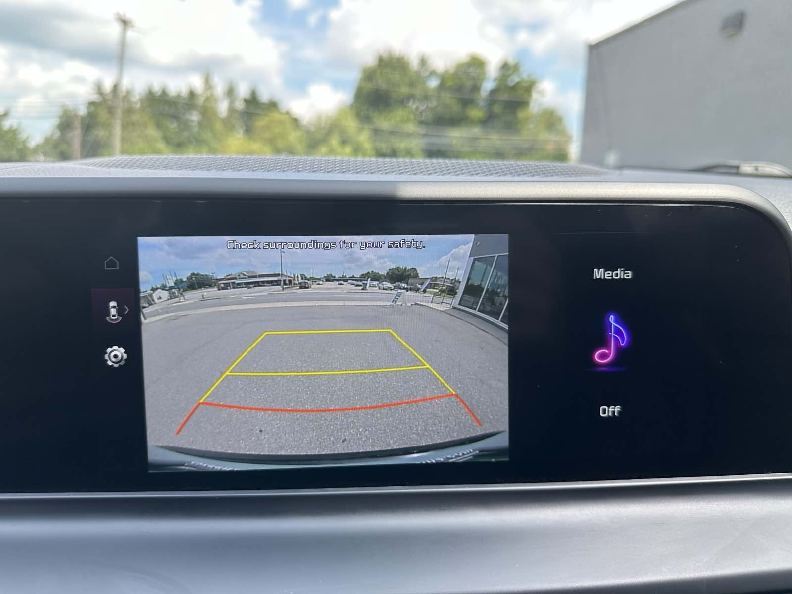 2024 Kia Seltos SX photo 20
