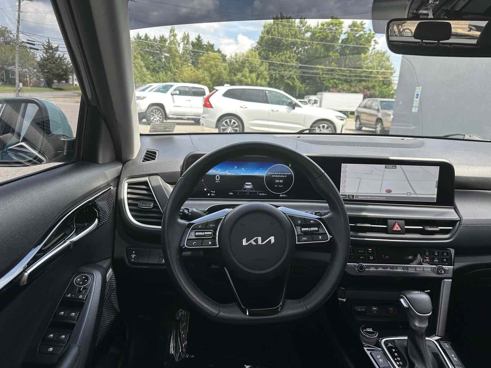 2024 Kia Seltos SX photo 27