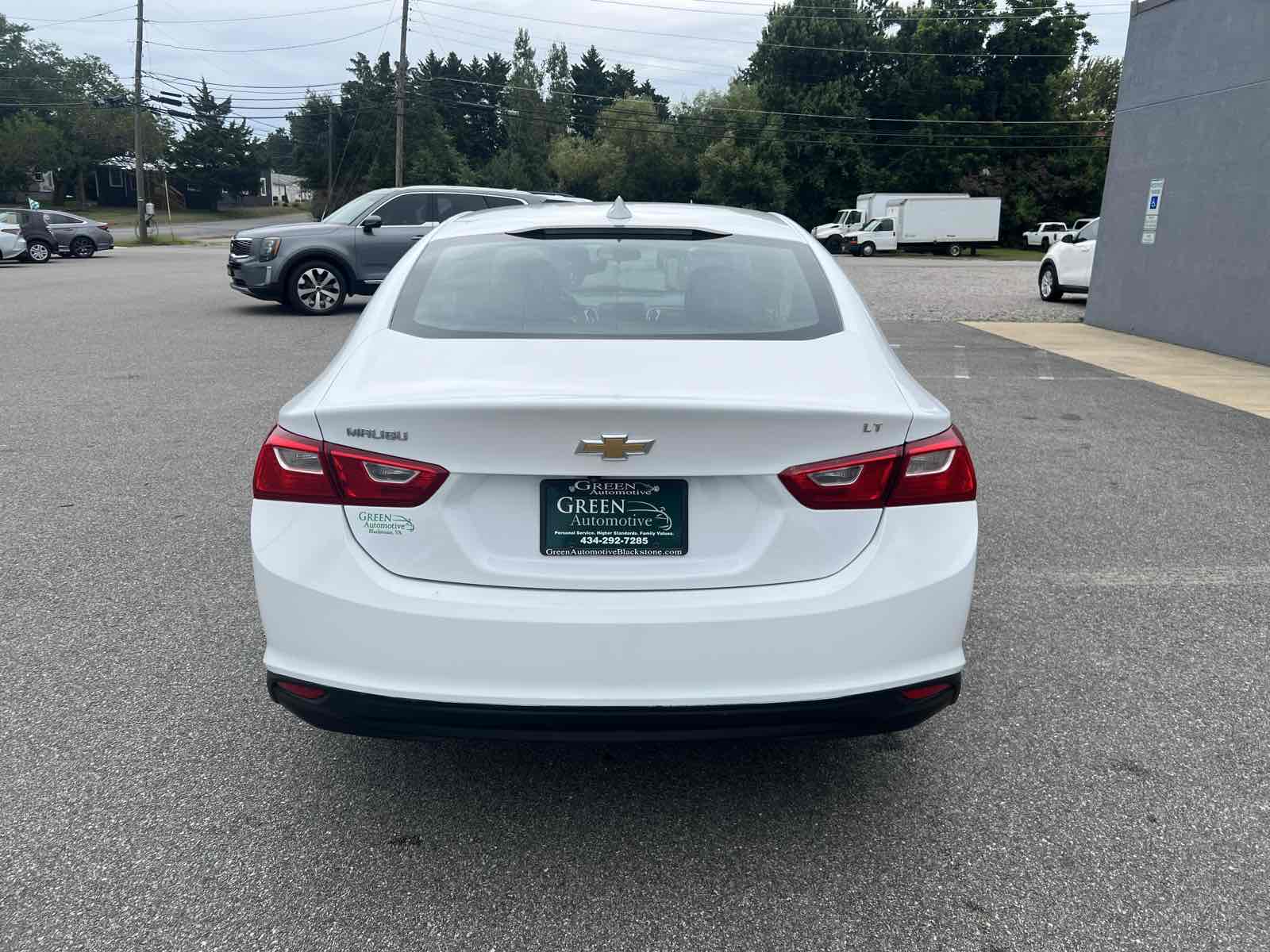 2023 Chevrolet Malibu 1LT photo 4