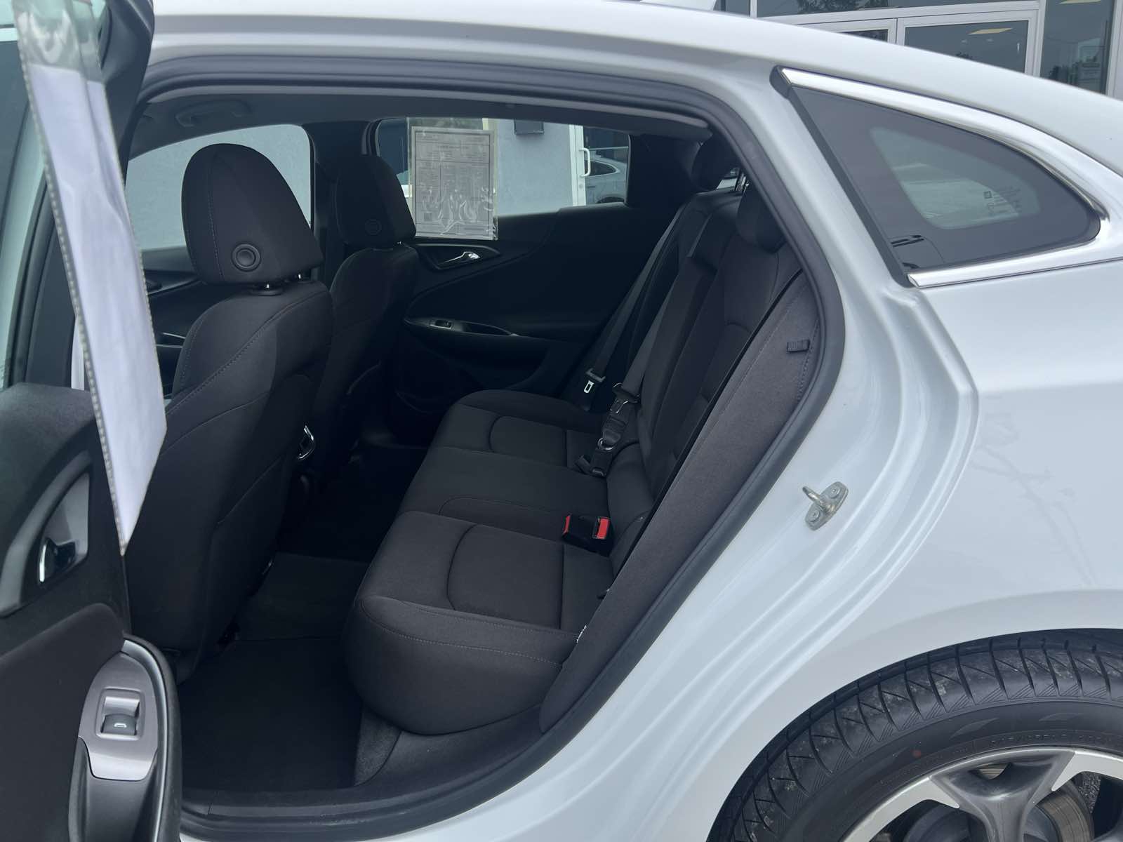 2023 Chevrolet Malibu 1LT photo 10