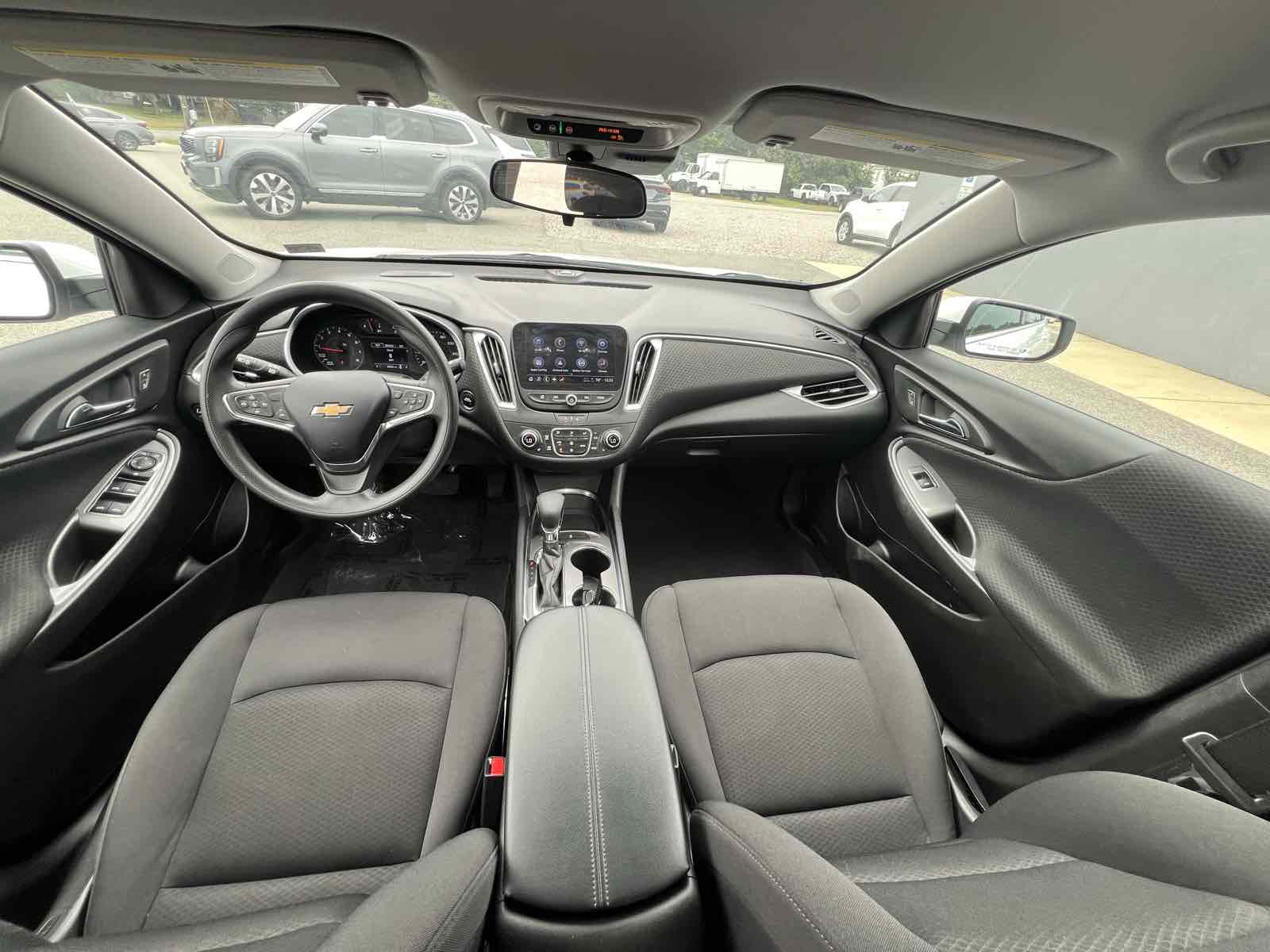 2023 Chevrolet Malibu 1LT photo 23