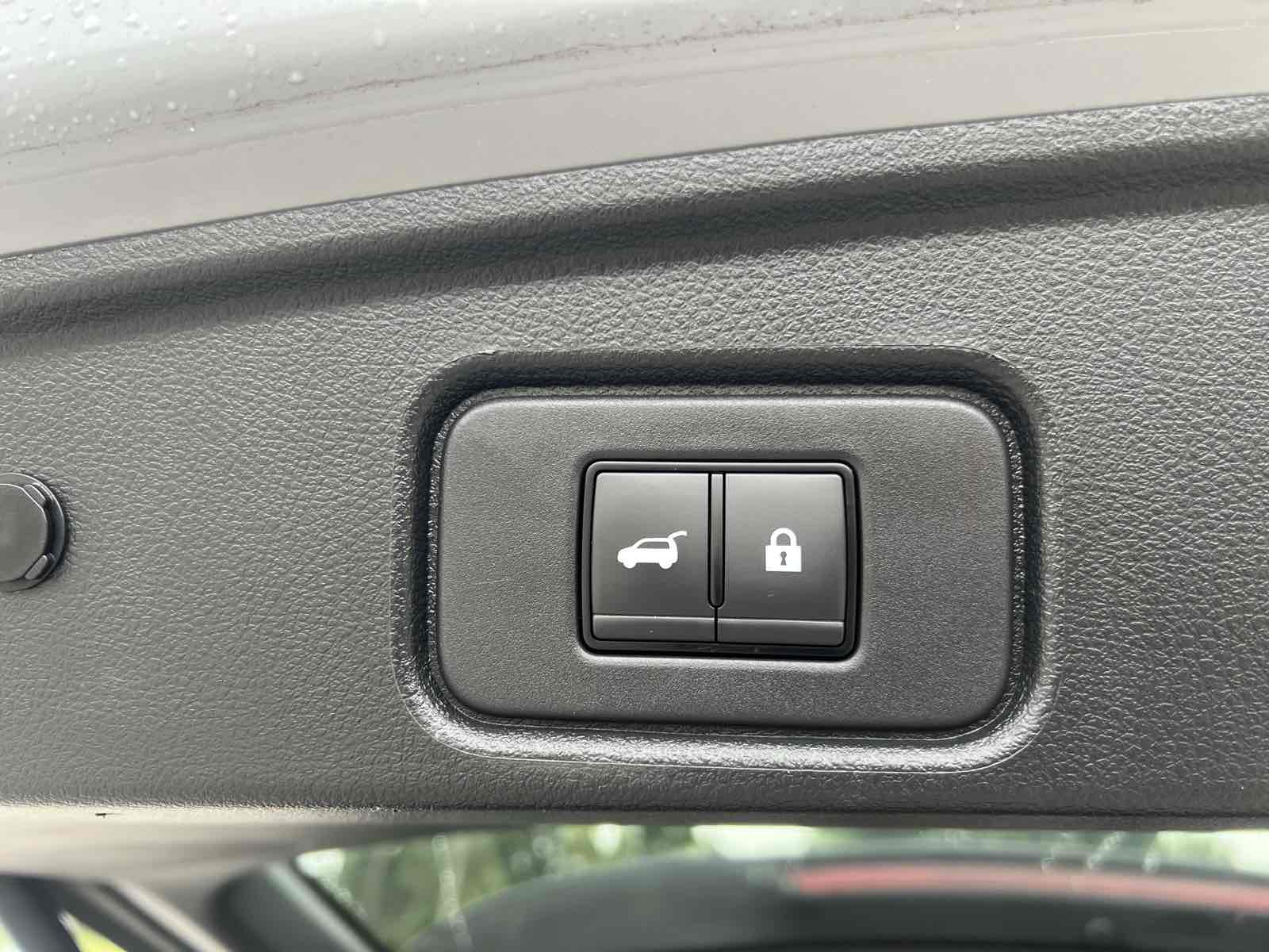 2023 Nissan Pathfinder Platinum photo 12