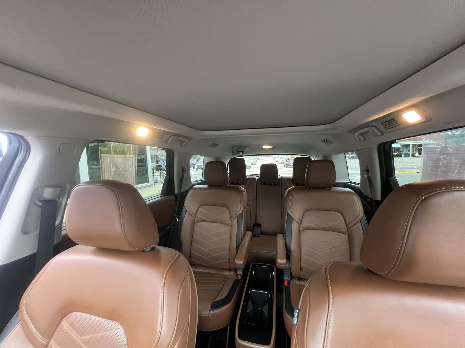 2023 Nissan Pathfinder Platinum photo 27