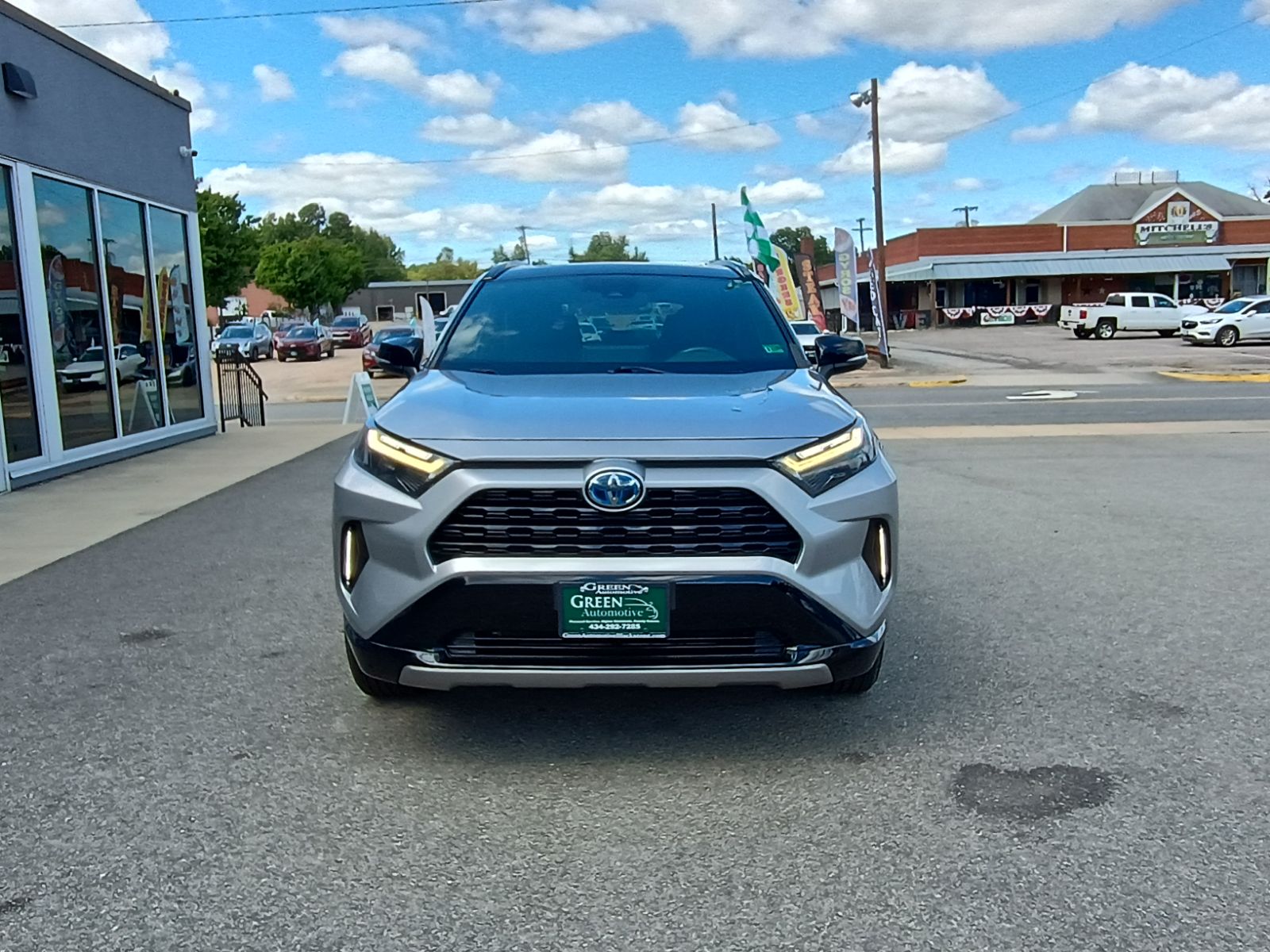 2022 Toyota RAV4 Hybrid XSE photo 5
