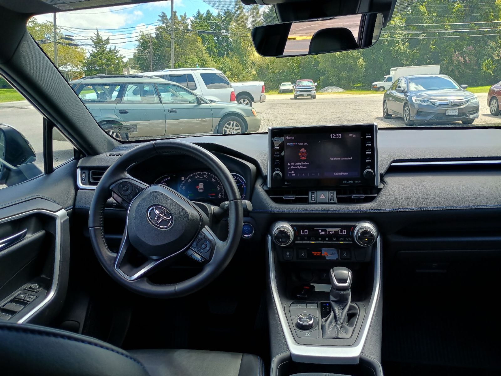 2022 Toyota RAV4 Hybrid XSE photo 8