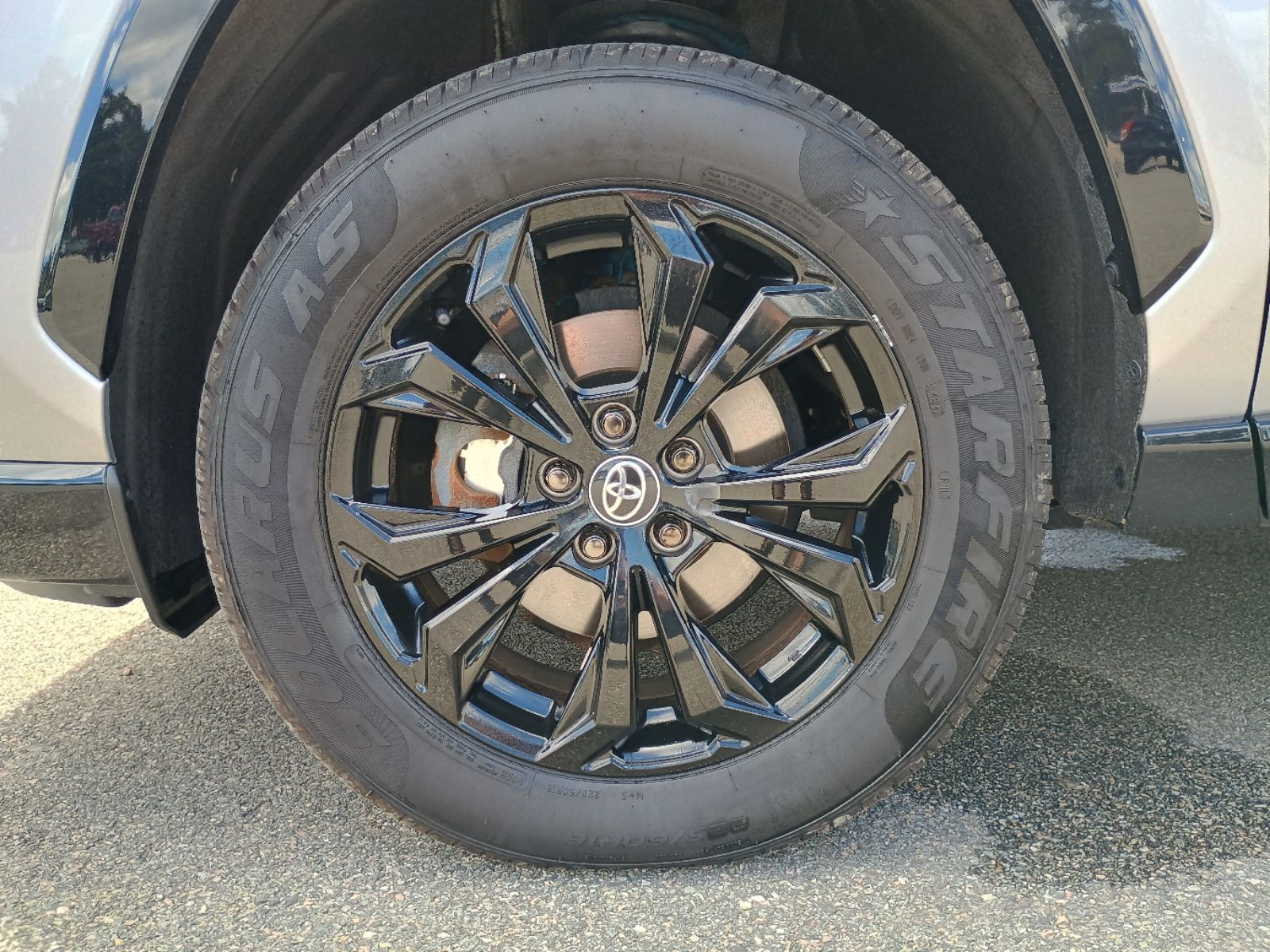 2022 Toyota RAV4 Hybrid XSE photo 27