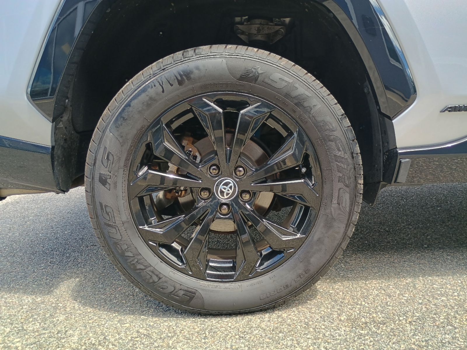 2022 Toyota RAV4 Hybrid XSE photo 29