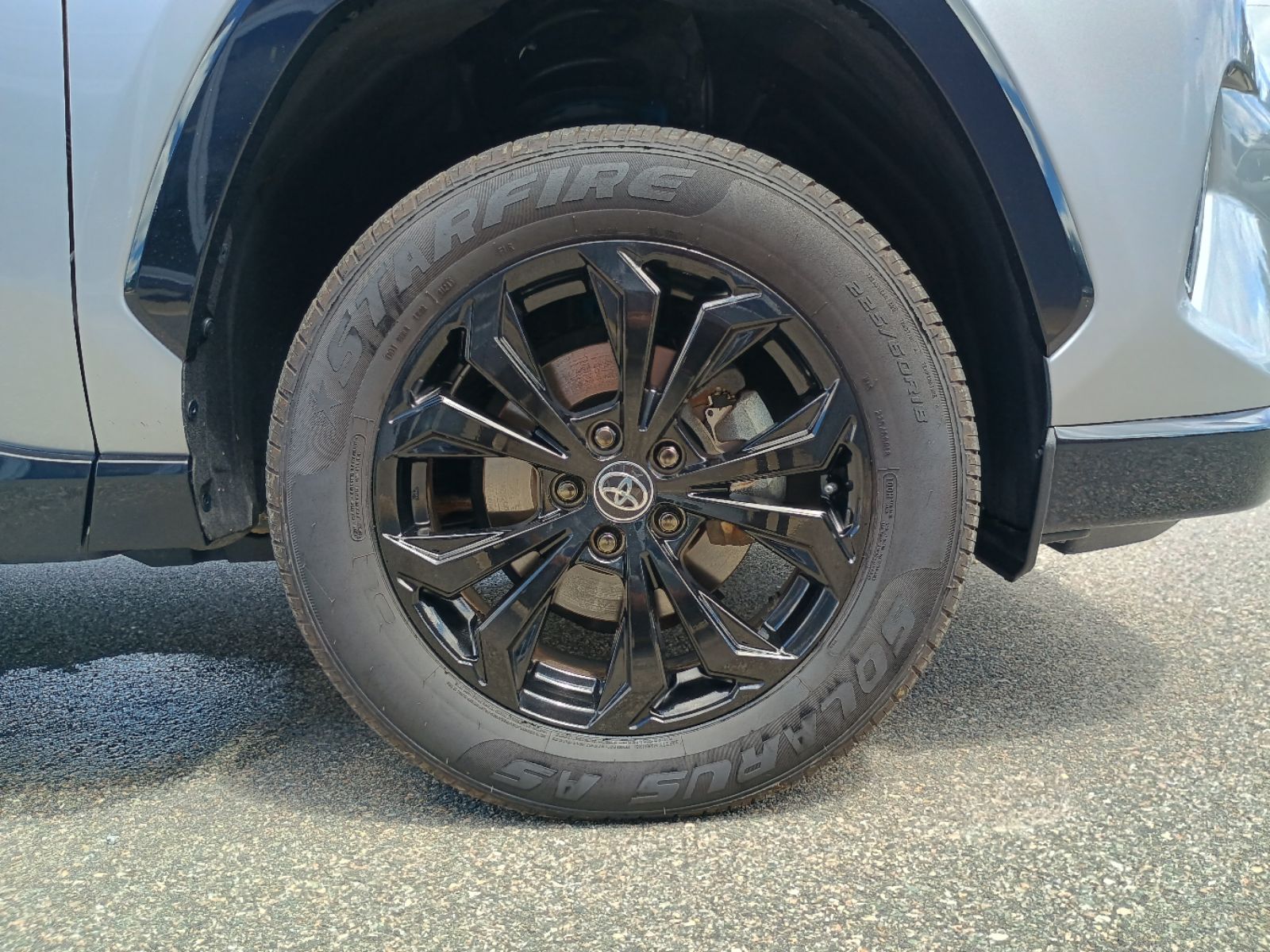 2022 Toyota RAV4 Hybrid XSE photo 30