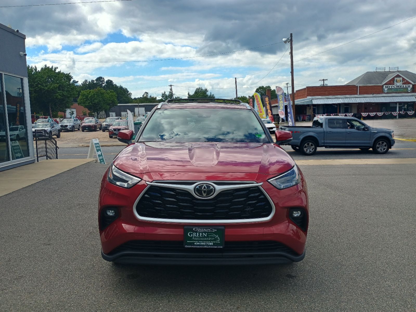 2022 Toyota Highlander XLE photo 4