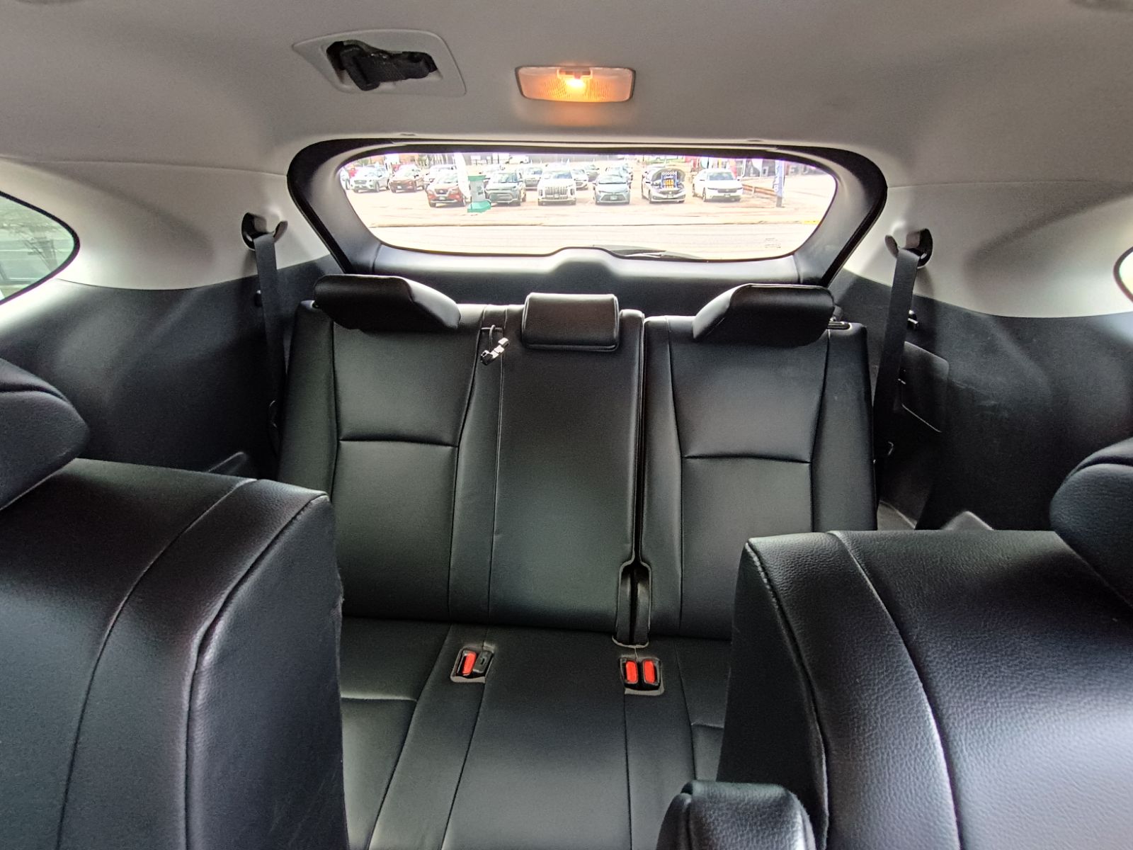 2022 Toyota Highlander XLE photo 16