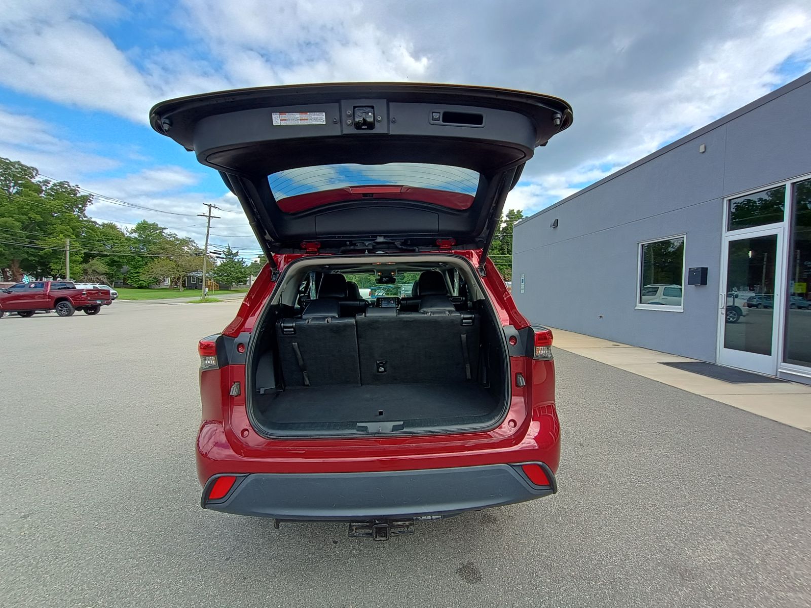 2022 Toyota Highlander XLE photo 18