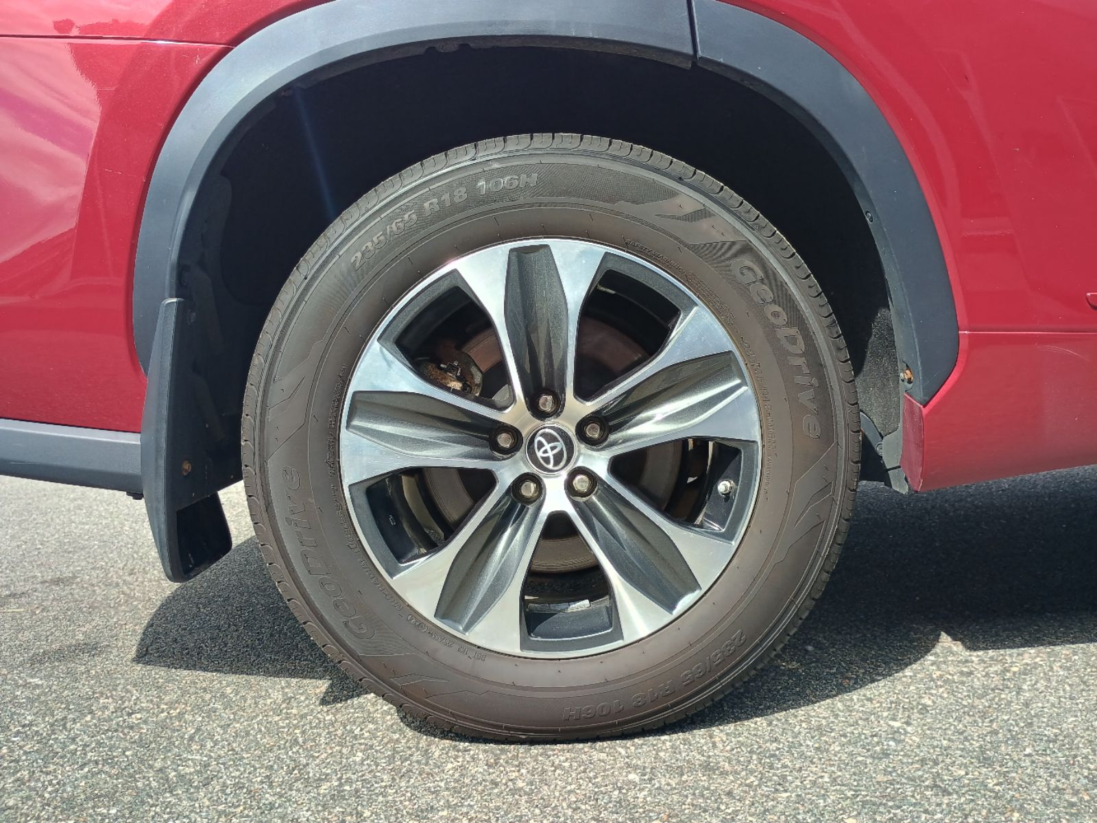 2022 Toyota Highlander XLE photo 32