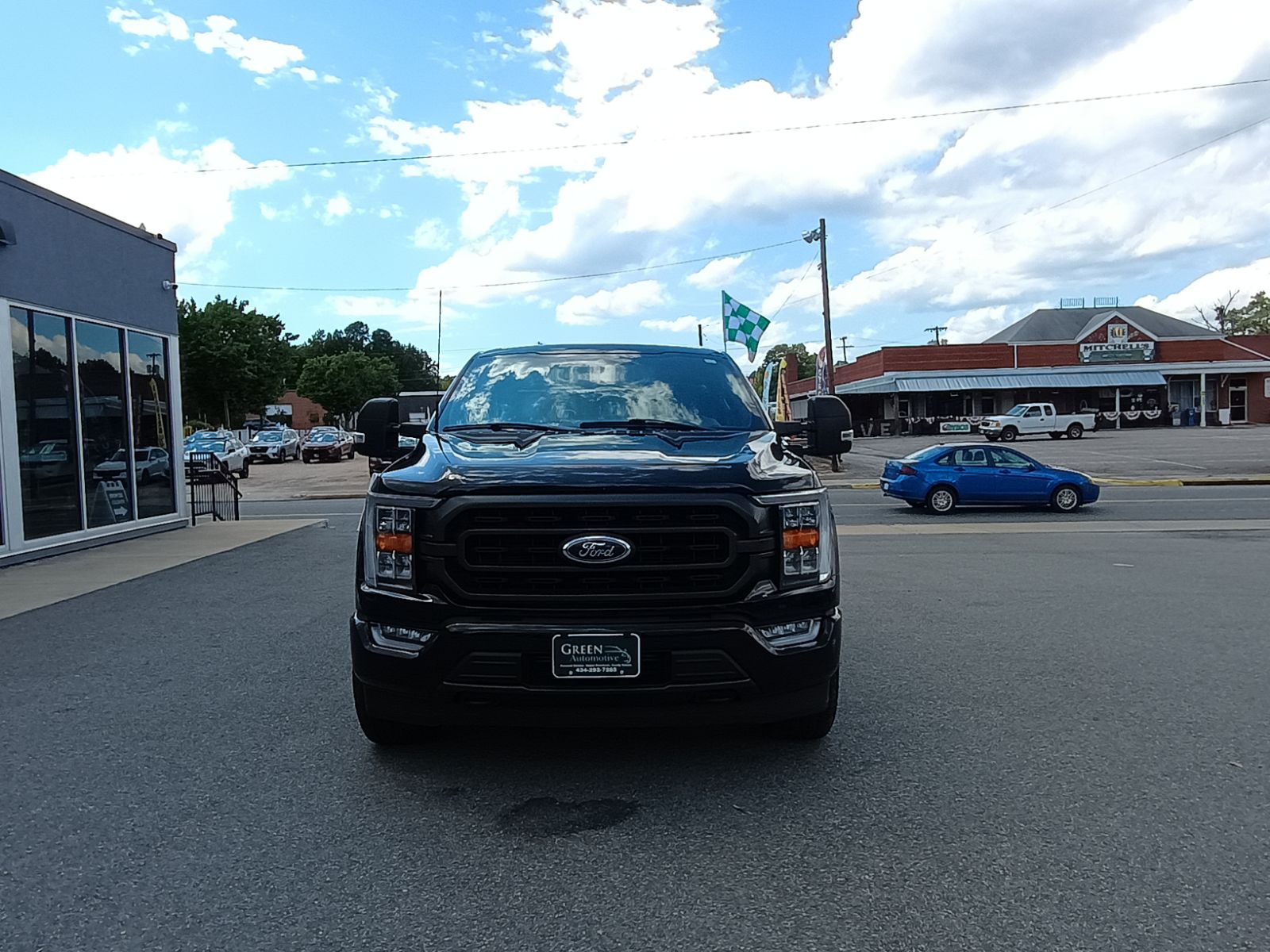2021 Ford F-150 XLT photo 4