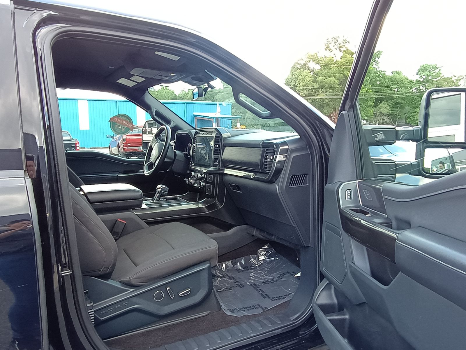2021 Ford F-150 XLT photo 7