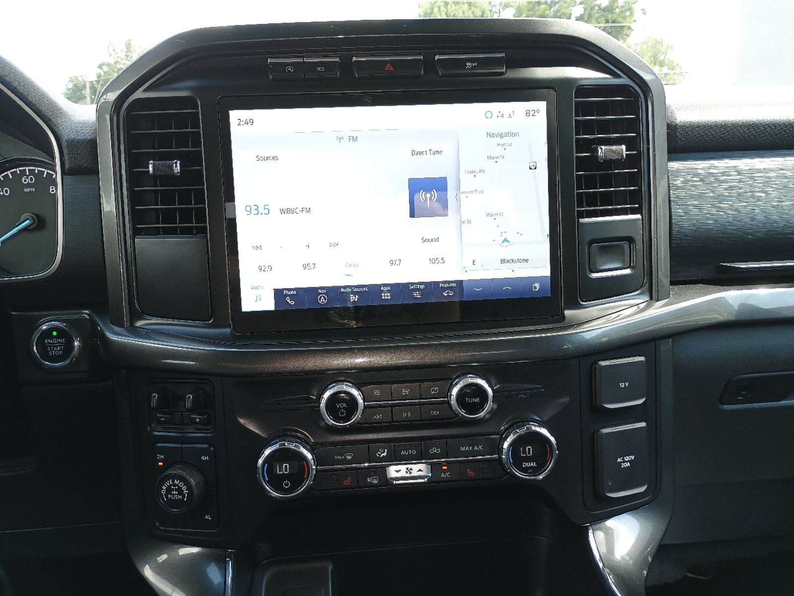 2021 Ford F-150 XLT photo 12