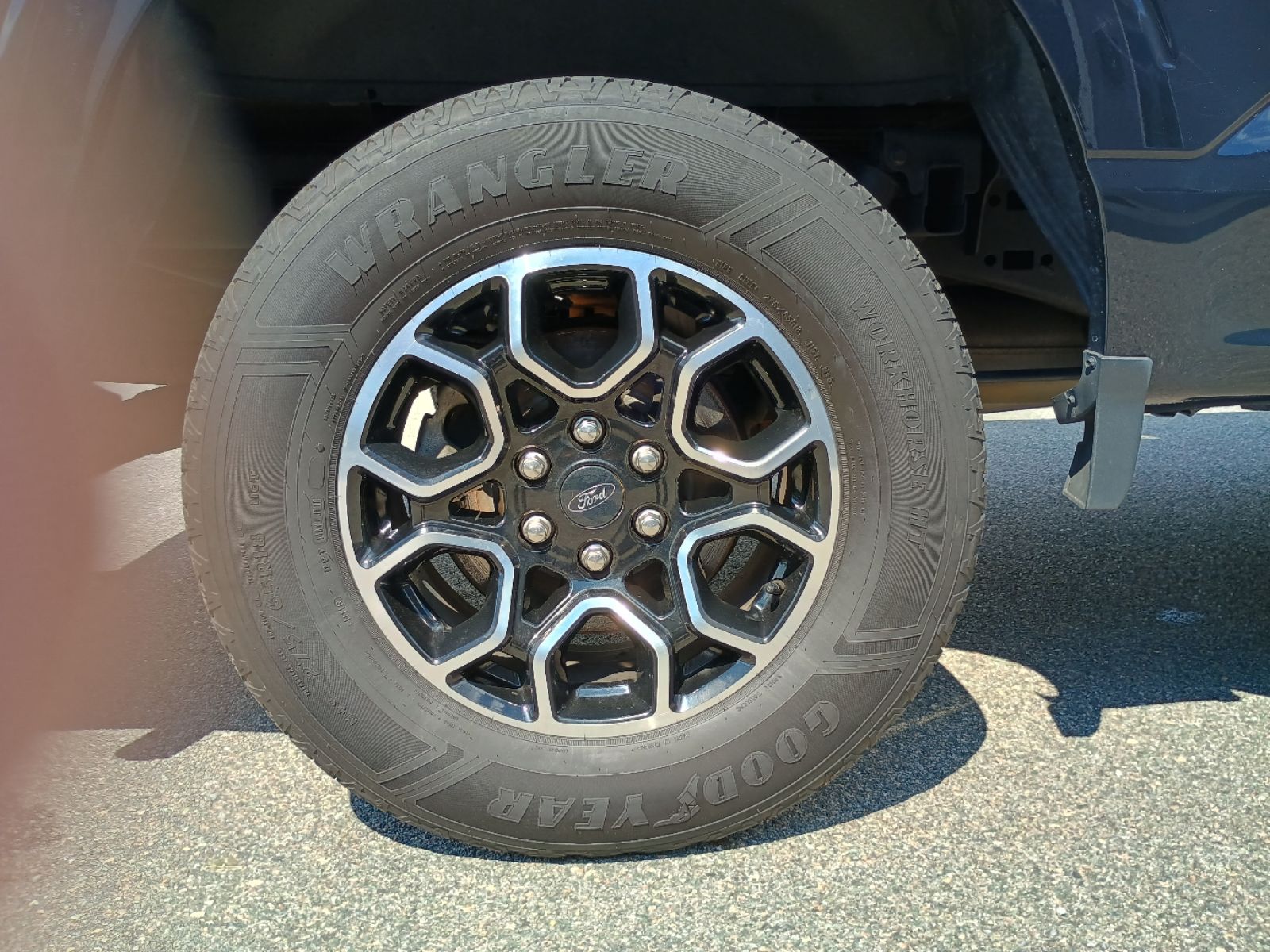2021 Ford F-150 XLT photo 28