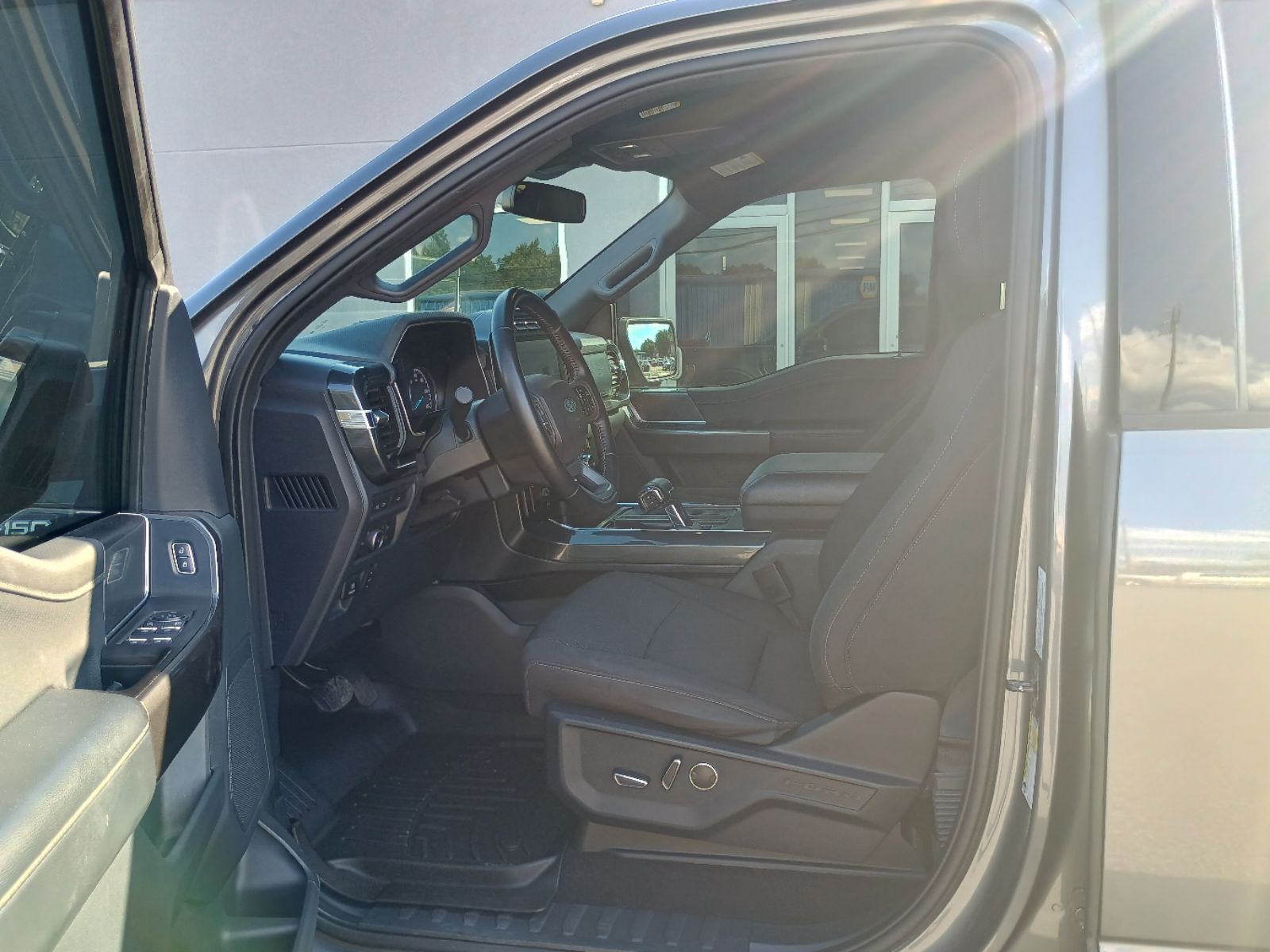 2021 Ford F-150 XLT photo 6