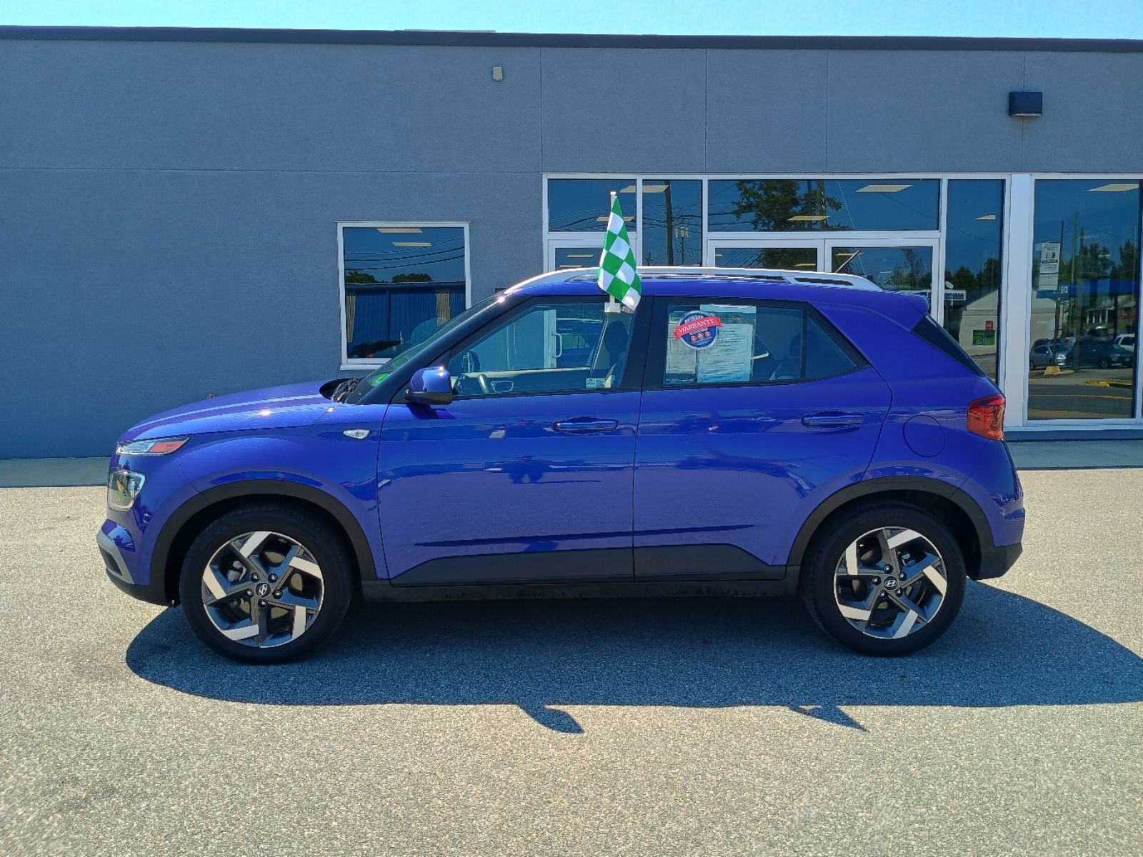 2024 Hyundai Venue SEL - Photo 2