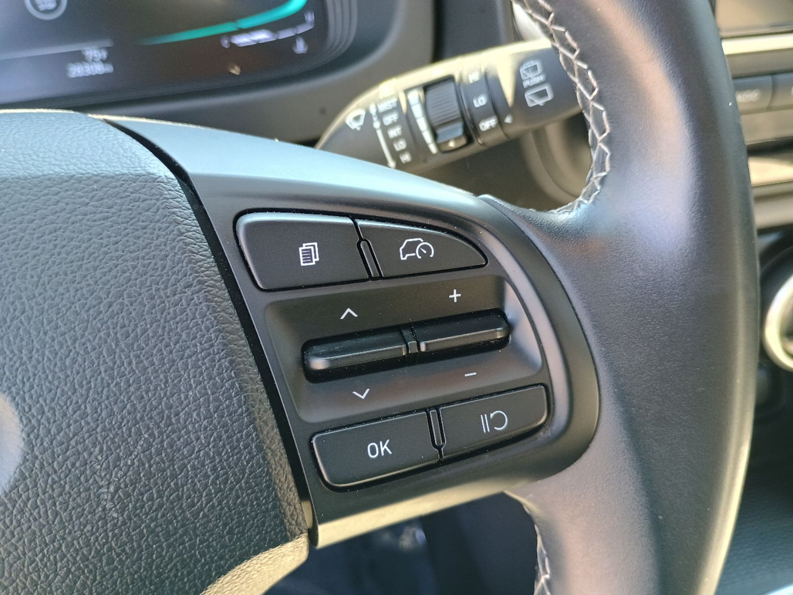 2024 Hyundai Venue SEL - Photo 30