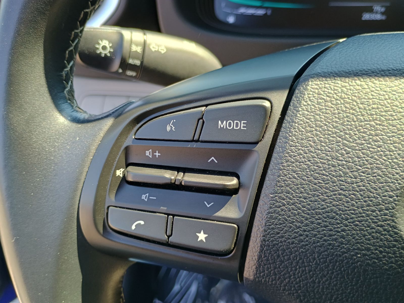 2024 Hyundai Venue SEL - Photo 31