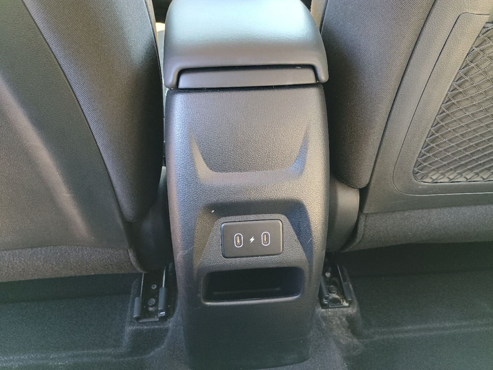 2024 Hyundai Venue SEL - Photo 33