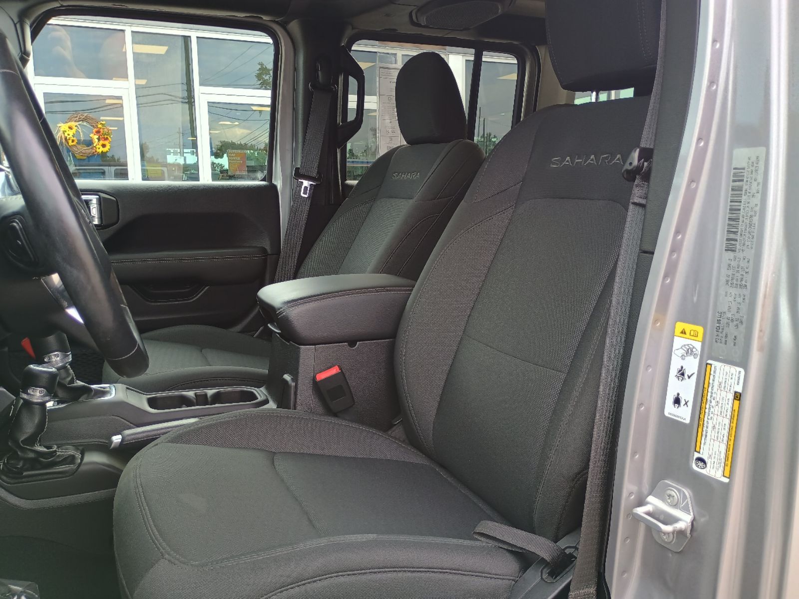 2019 Jeep Wrangler Unlimited Sahara photo 17