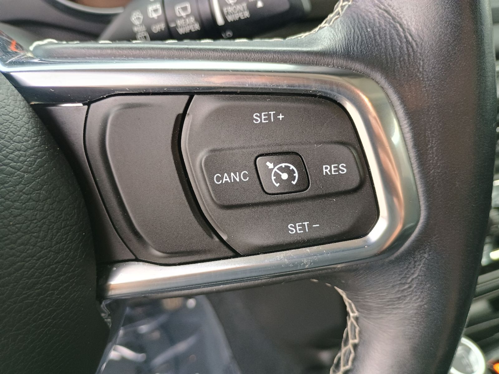 2019 Jeep Wrangler Unlimited Sahara photo 24