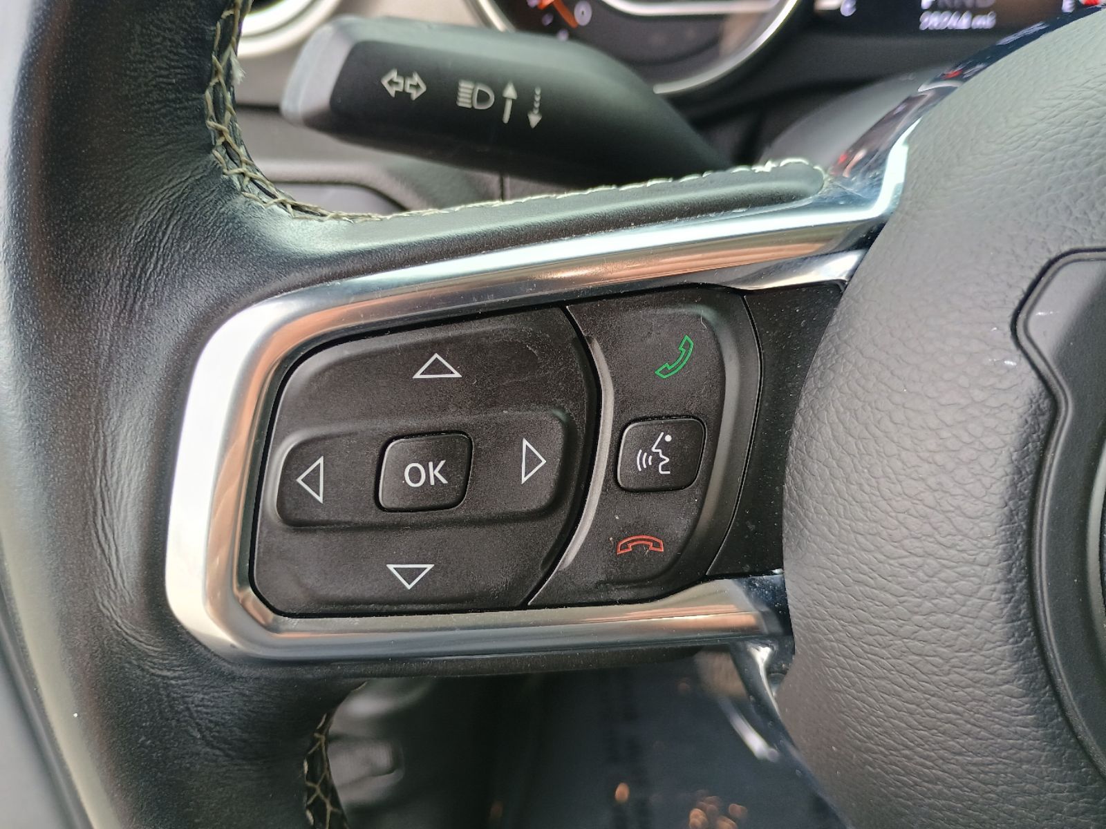 2019 Jeep Wrangler Unlimited Sahara photo 25