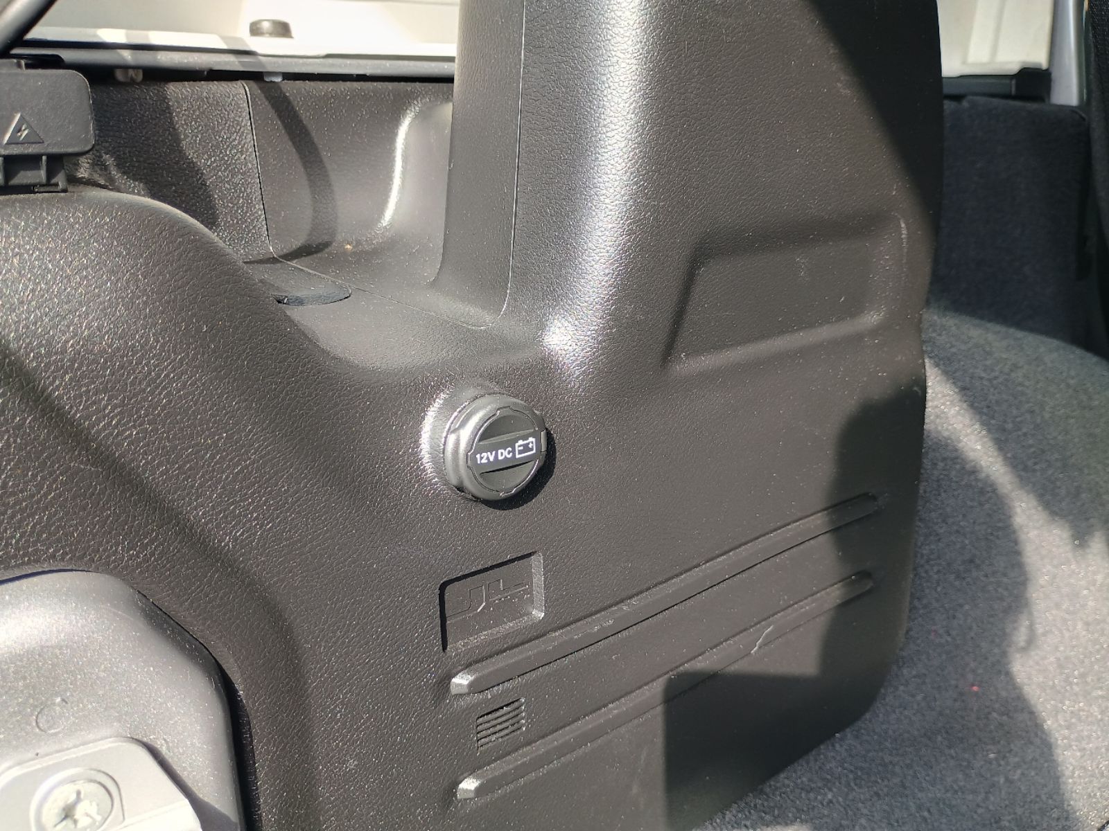 2019 Jeep Wrangler Unlimited Sahara photo 29