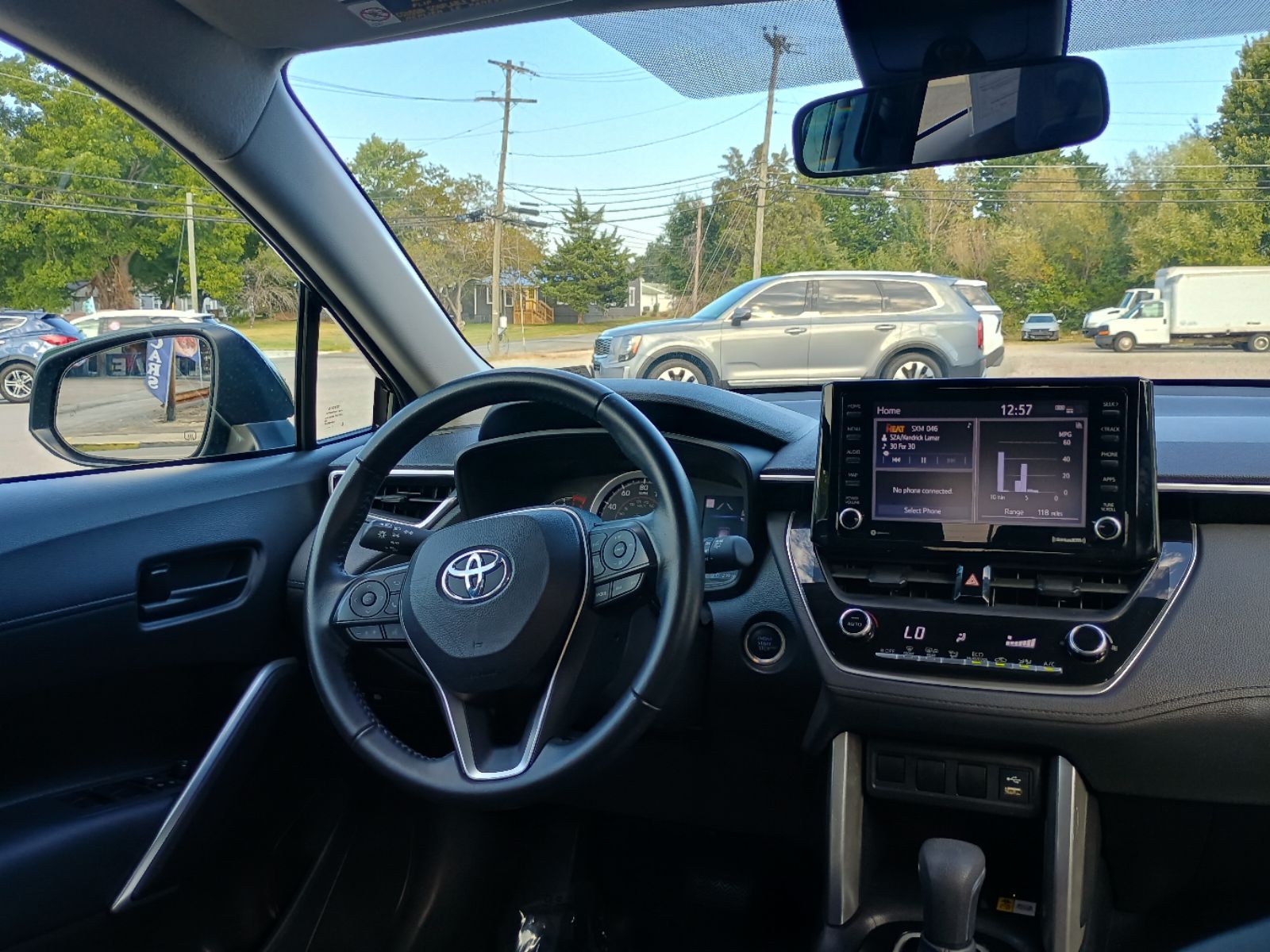 2022 Toyota Corolla Cross LE photo 8