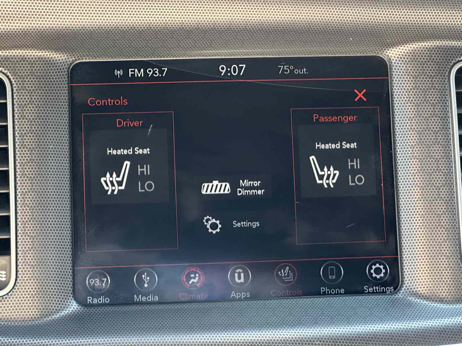 2018 Dodge Charger SXT Plus photo 12