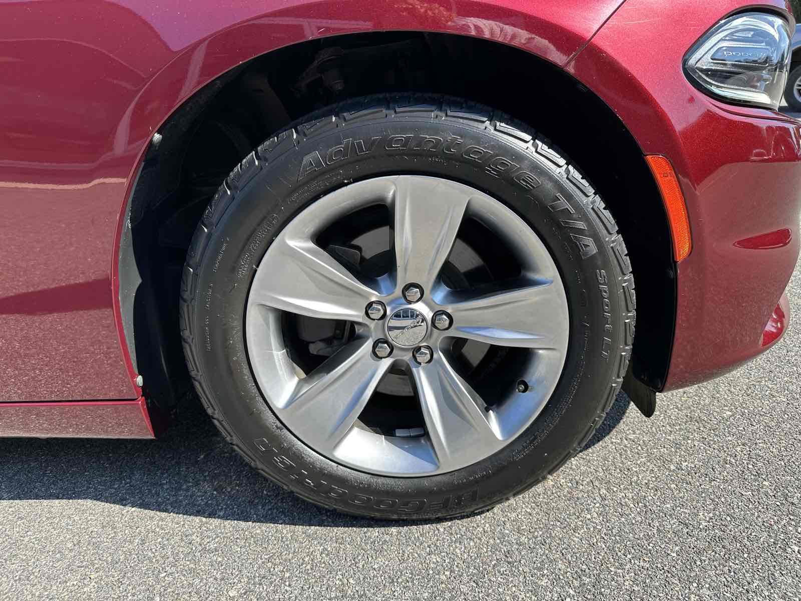 2018 Dodge Charger SXT Plus photo 23