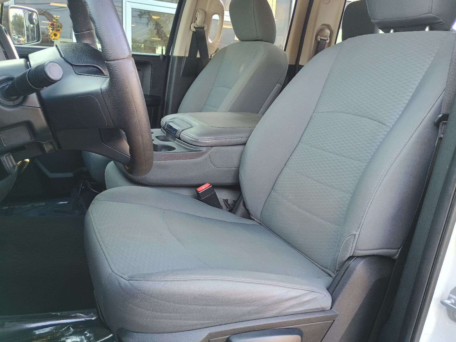 2018 RAM Ram 1500 Pickup Express - Photo 13