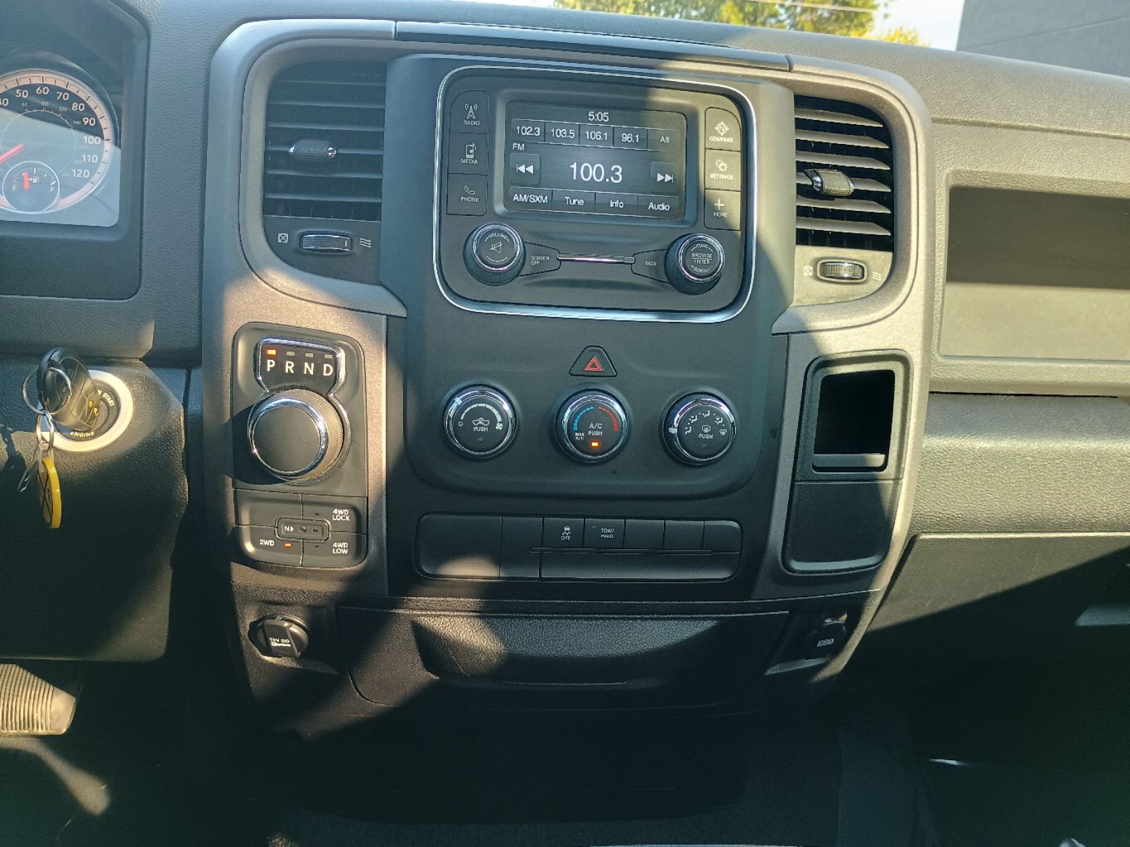 2018 RAM Ram 1500 Pickup Express - Photo 18