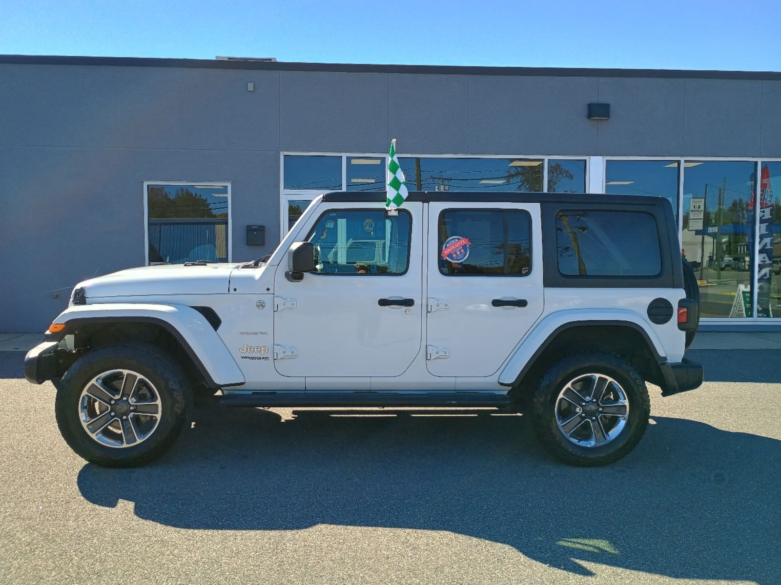 2021 Jeep Wrangler Unlimited Sahara - Photo 2