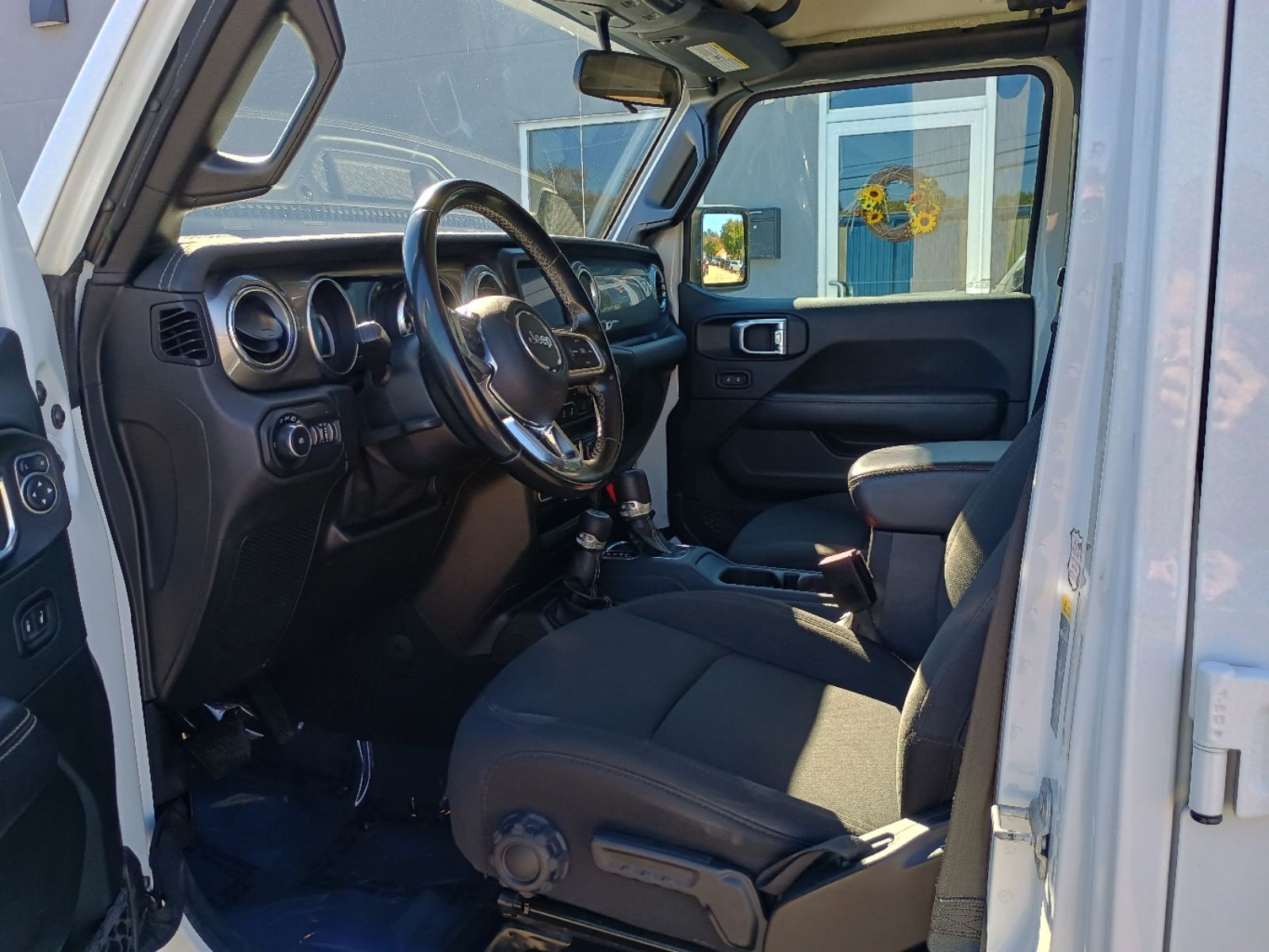 2021 Jeep Wrangler Unlimited Sahara - Photo 7