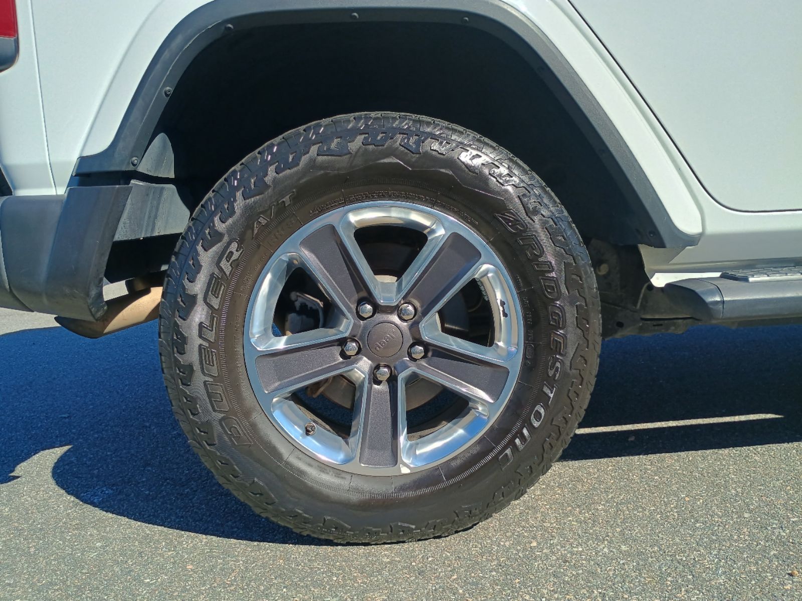 2021 Jeep Wrangler Unlimited Sahara - Photo 29