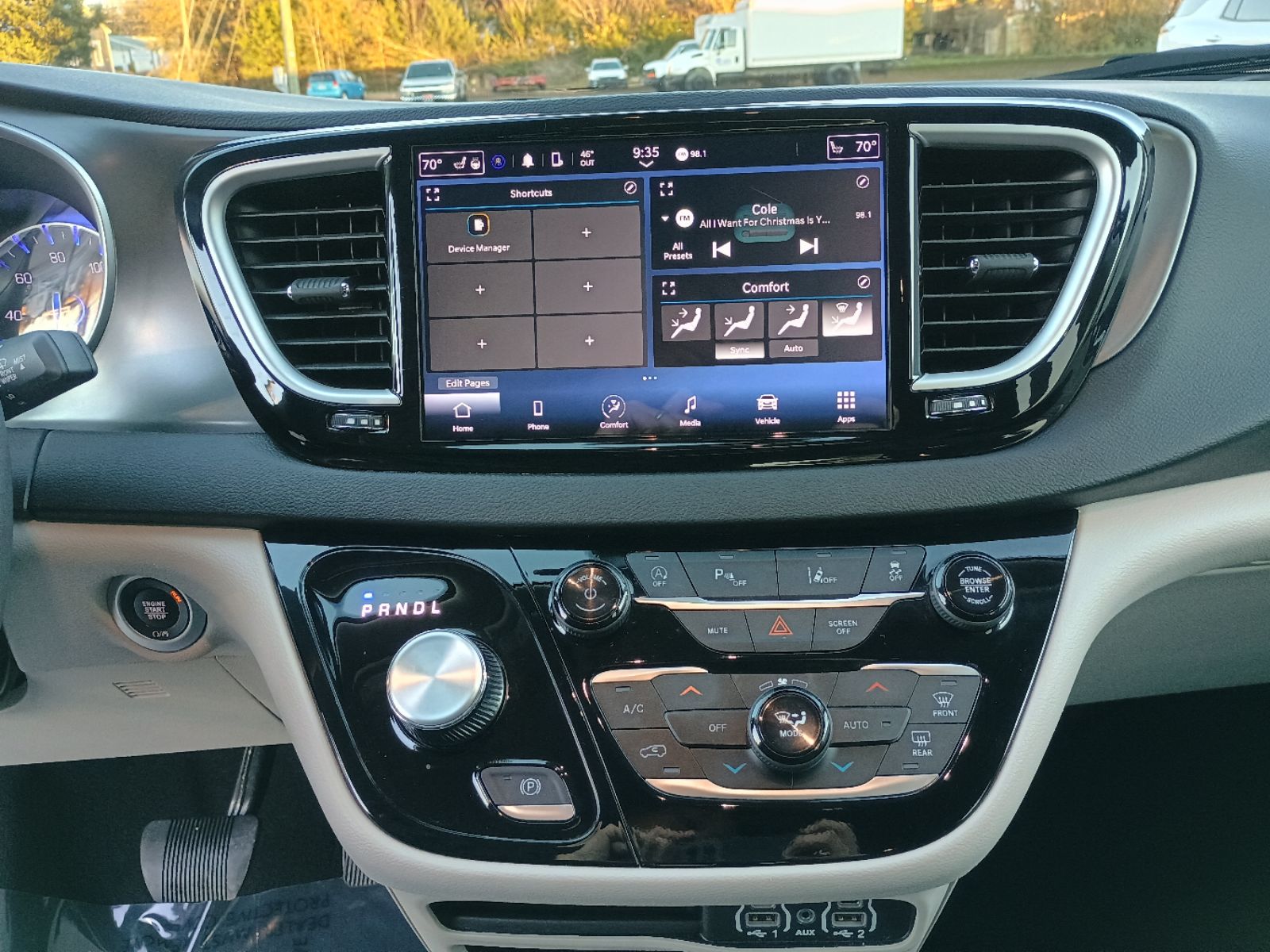 2024 Chrysler Pacifica Touring L - Photo 15