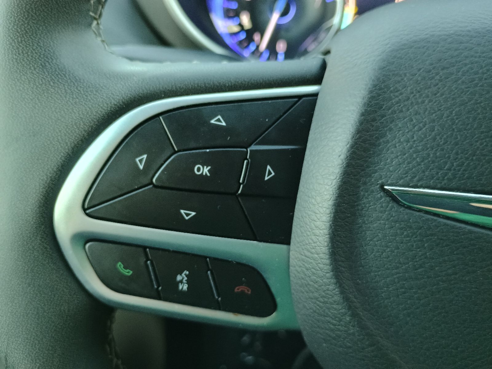 2024 Chrysler Pacifica Touring L - Photo 20