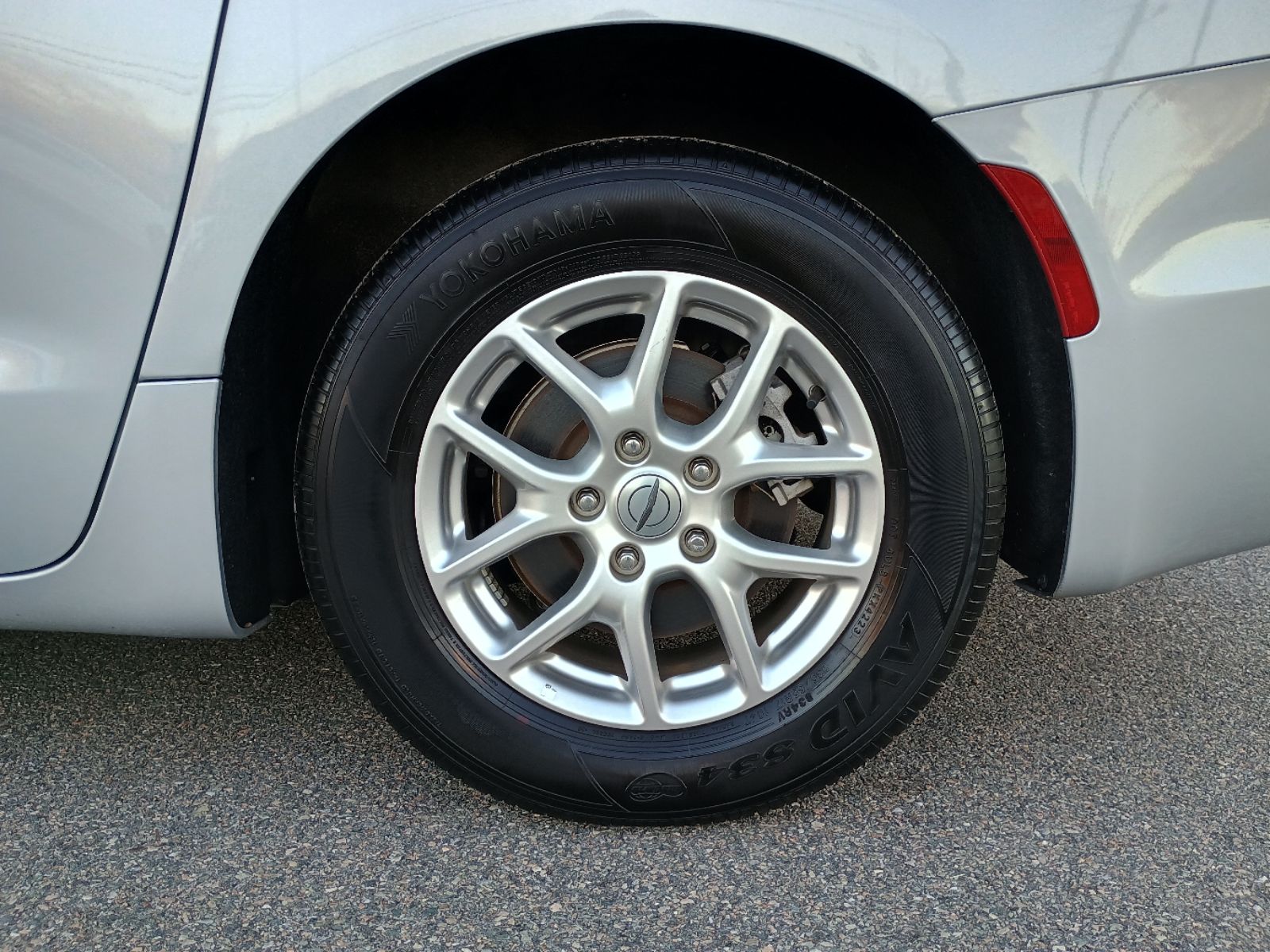 2024 Chrysler Pacifica Touring L - Photo 31