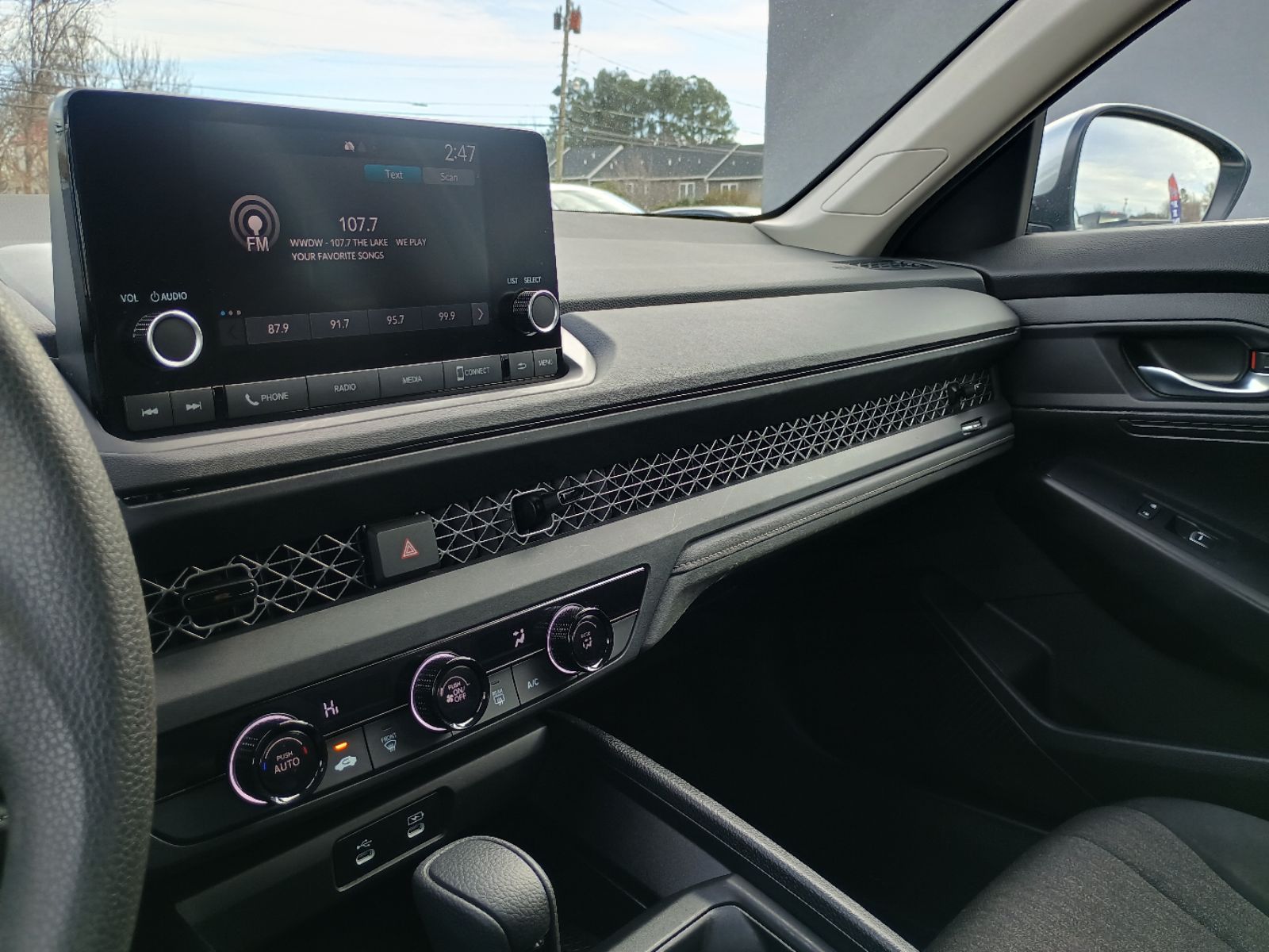 2024 Honda Accord LX - Photo 26
