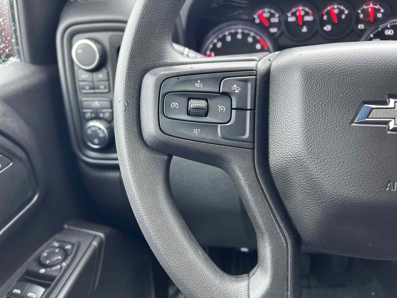 2023 Chevrolet Silverado 1500 Custom - Photo 15