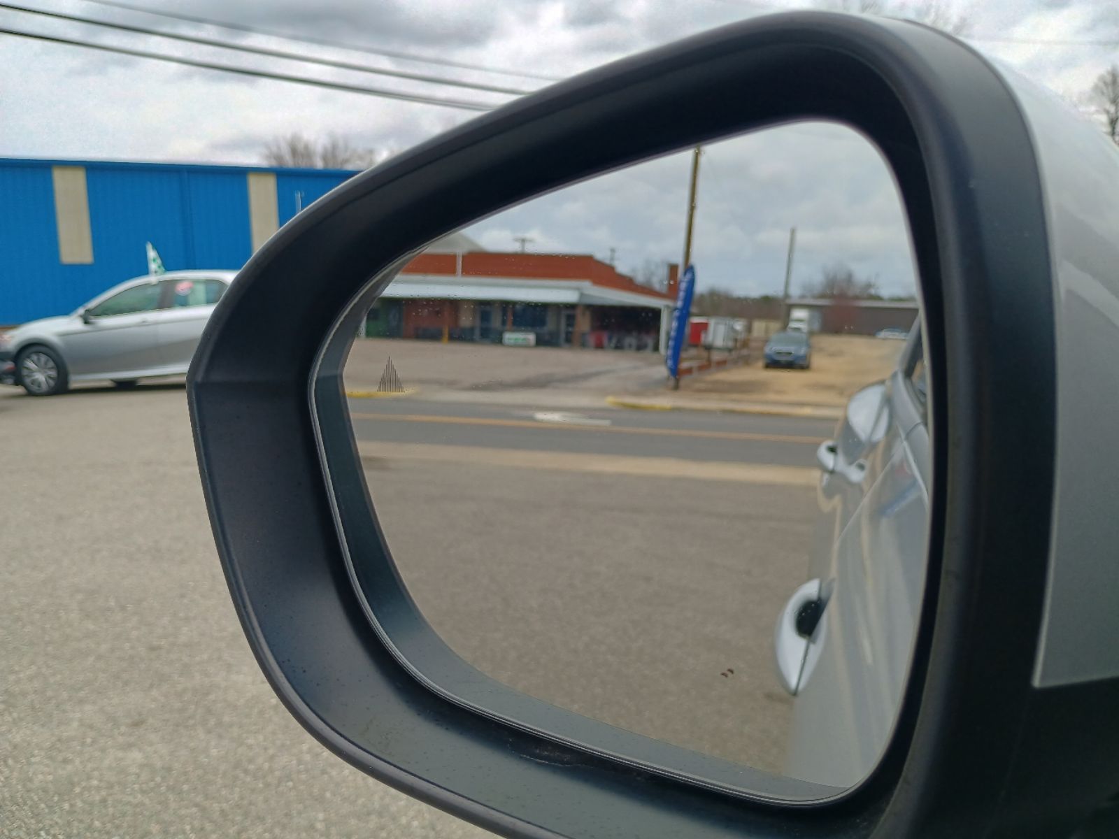 2023 Nissan Rogue SV - Photo 20