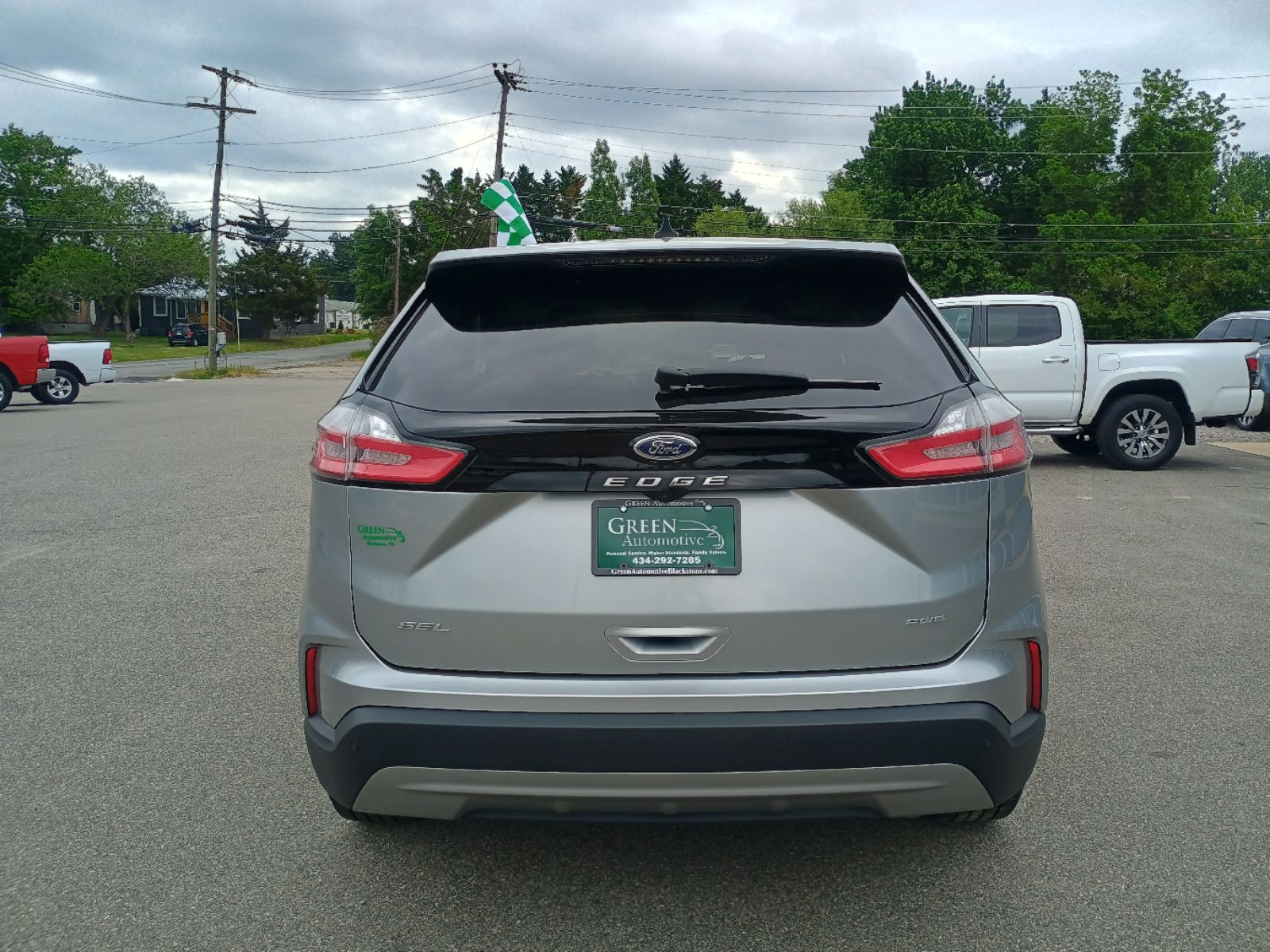 2024 Ford Edge SEL - Photo 3