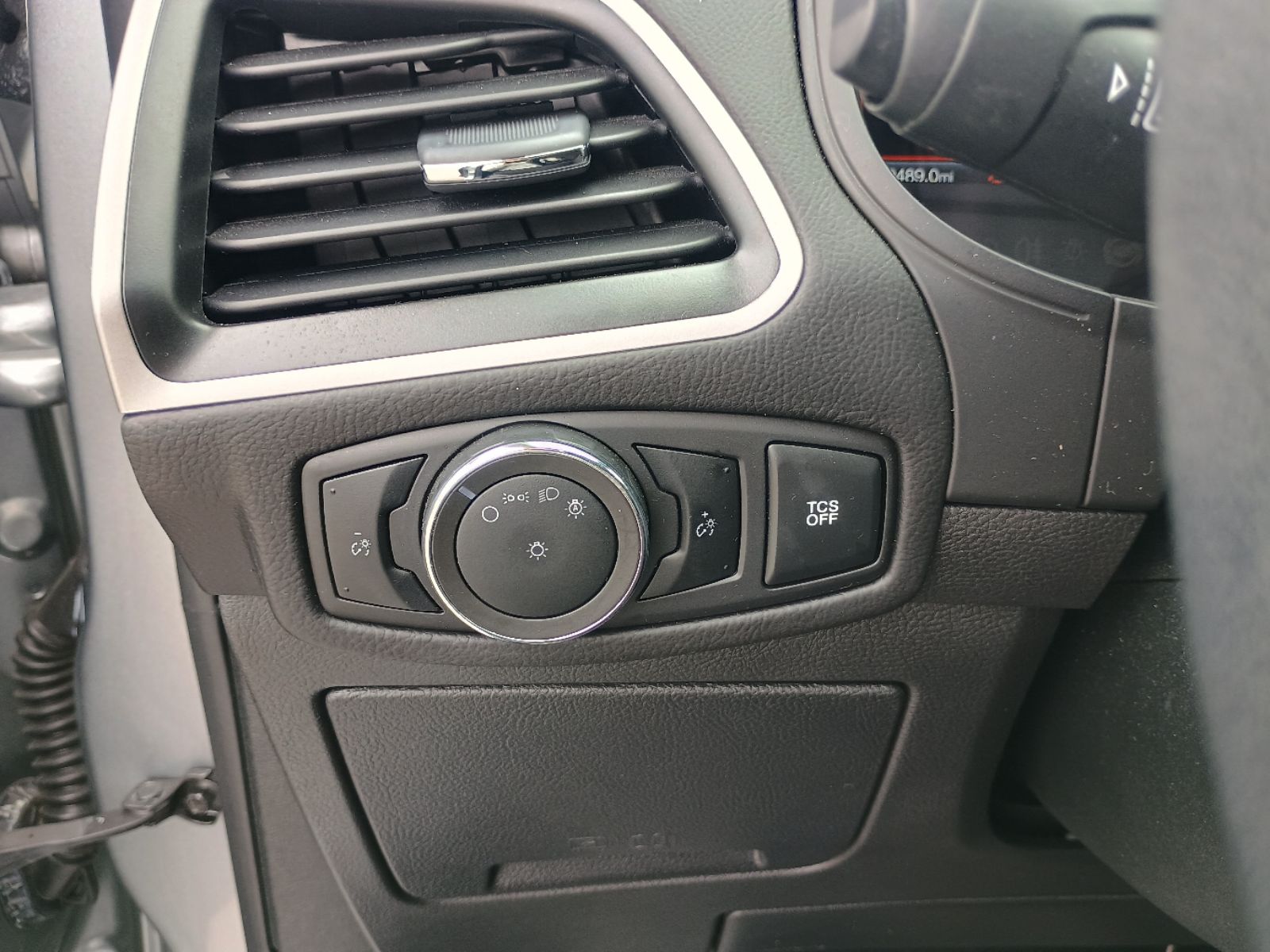 2024 Ford Edge SEL - Photo 16