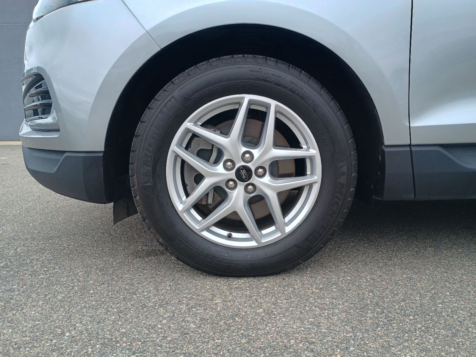 2024 Ford Edge SEL - Photo 27