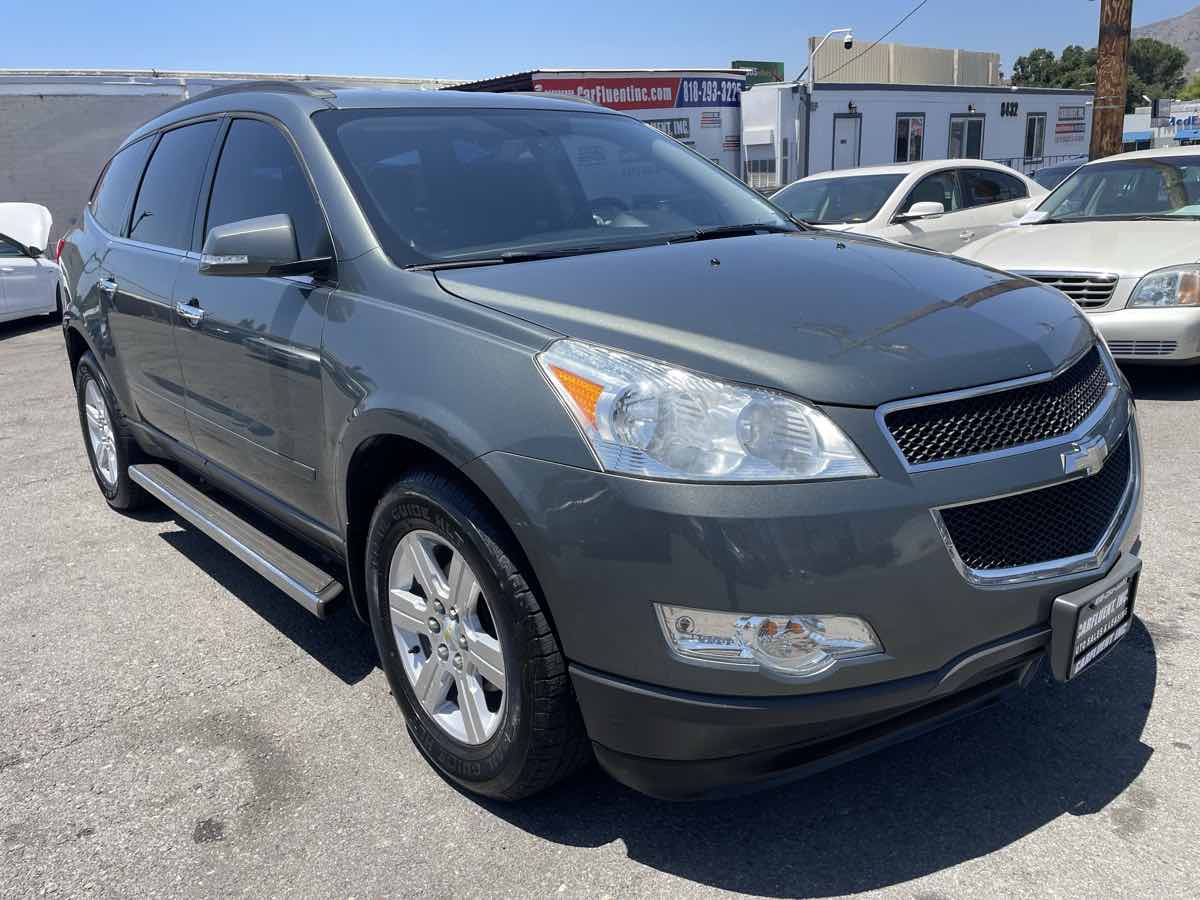 2011 Chevrolet Traverse LT w/1LT