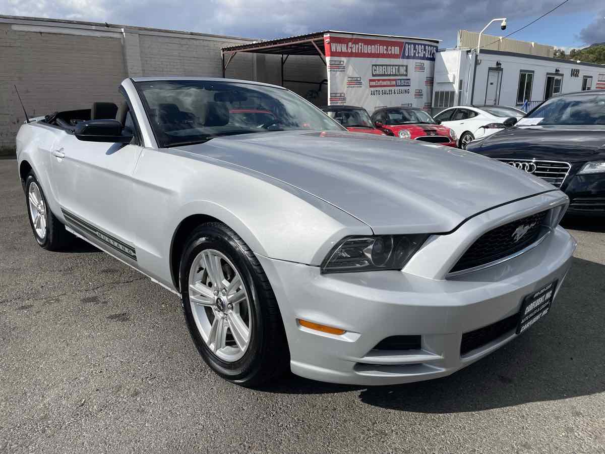 2013 Ford Mustang V6