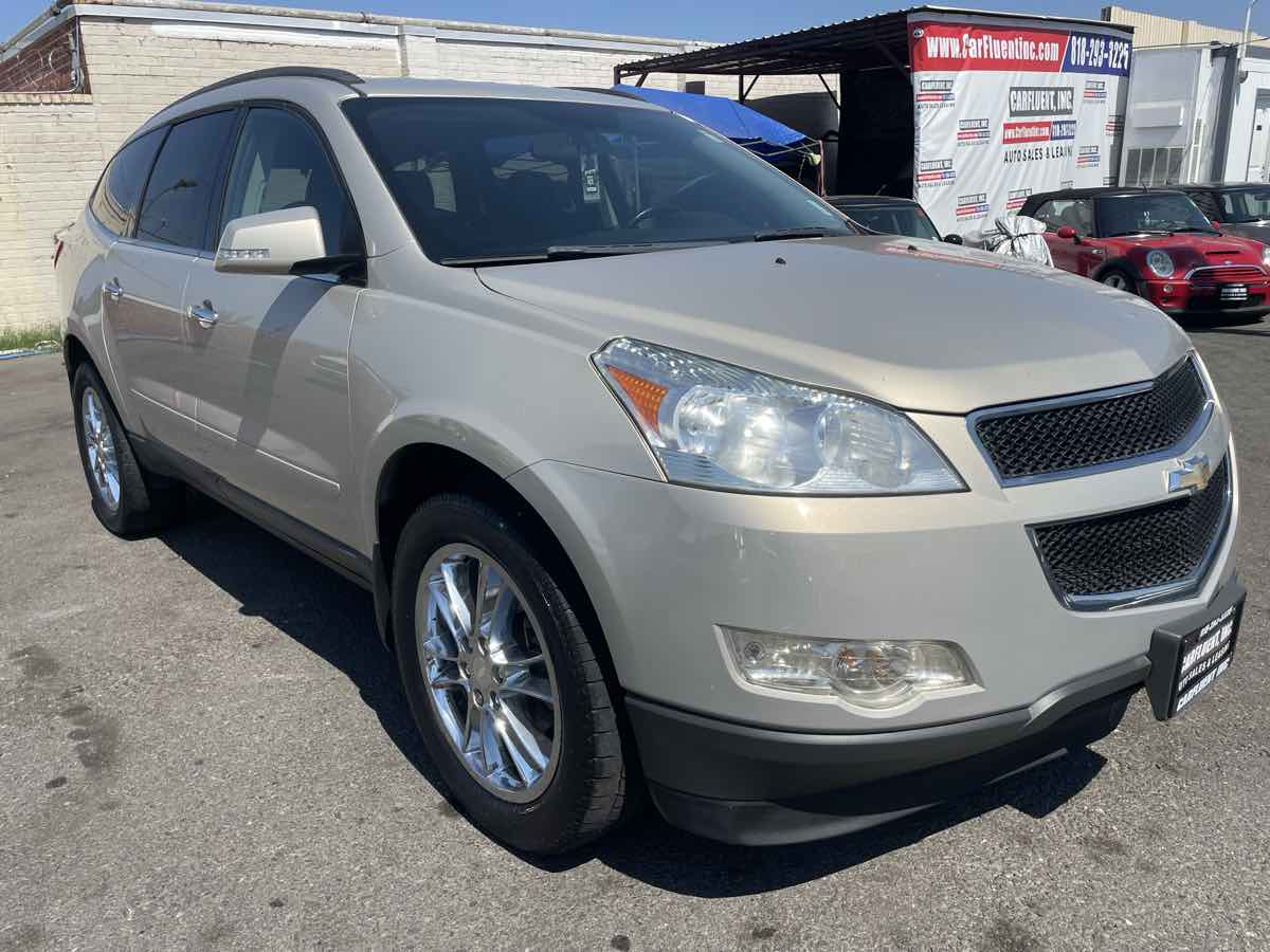 2011 Chevrolet Traverse LT w/1LT